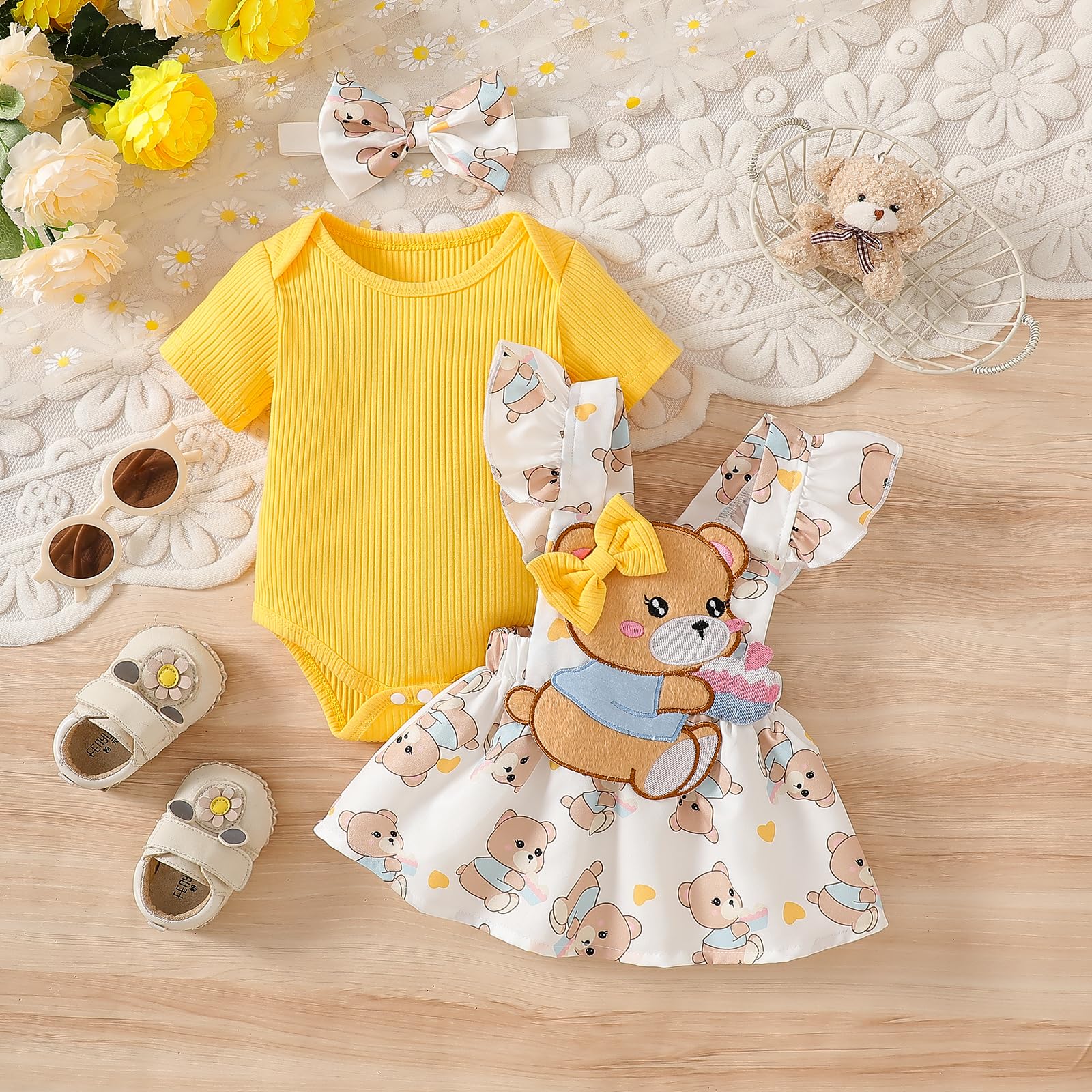 Conjunto de mameluco de manga corta acanalada con falda con tirantes y babero y diadema, 3 piezas — view 7
