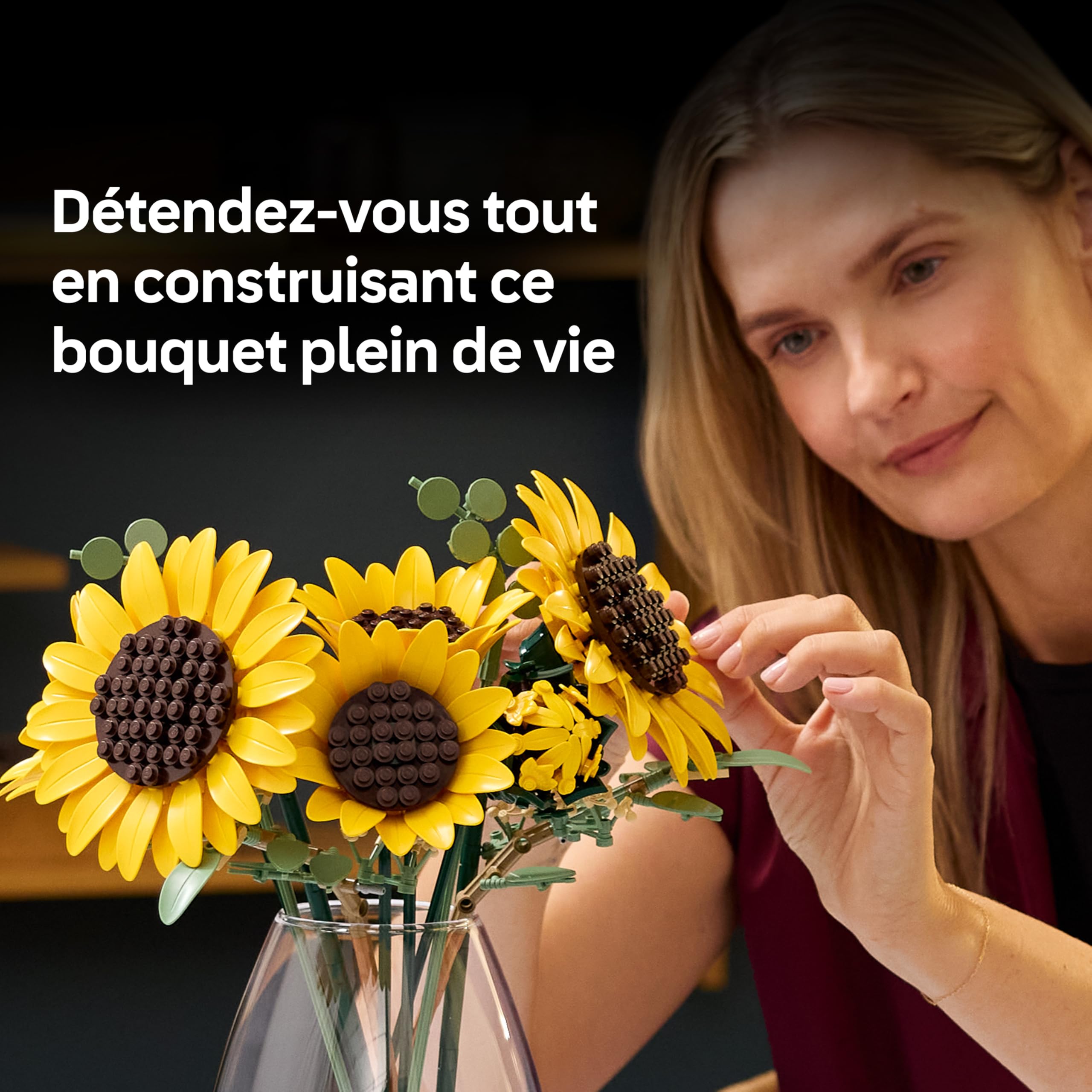 LEGO Botanicals Le Bouquet de Tournesols - Set de Fleurs Artificielles pour Adulte - Tiges d'Eucalyptus - Décoration pour Chambre ou Salon - Idée de Cadeau DIY pour Femme 11502