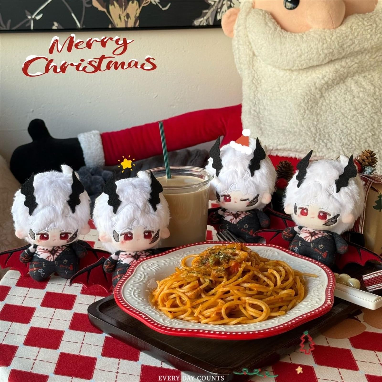 恋と深空　シン　10cm　ぬいぐるみ　3個セット Amazon.co.jp: 恋と深空 ぬいぐるみ シン10cm 萌えグッズ 置物