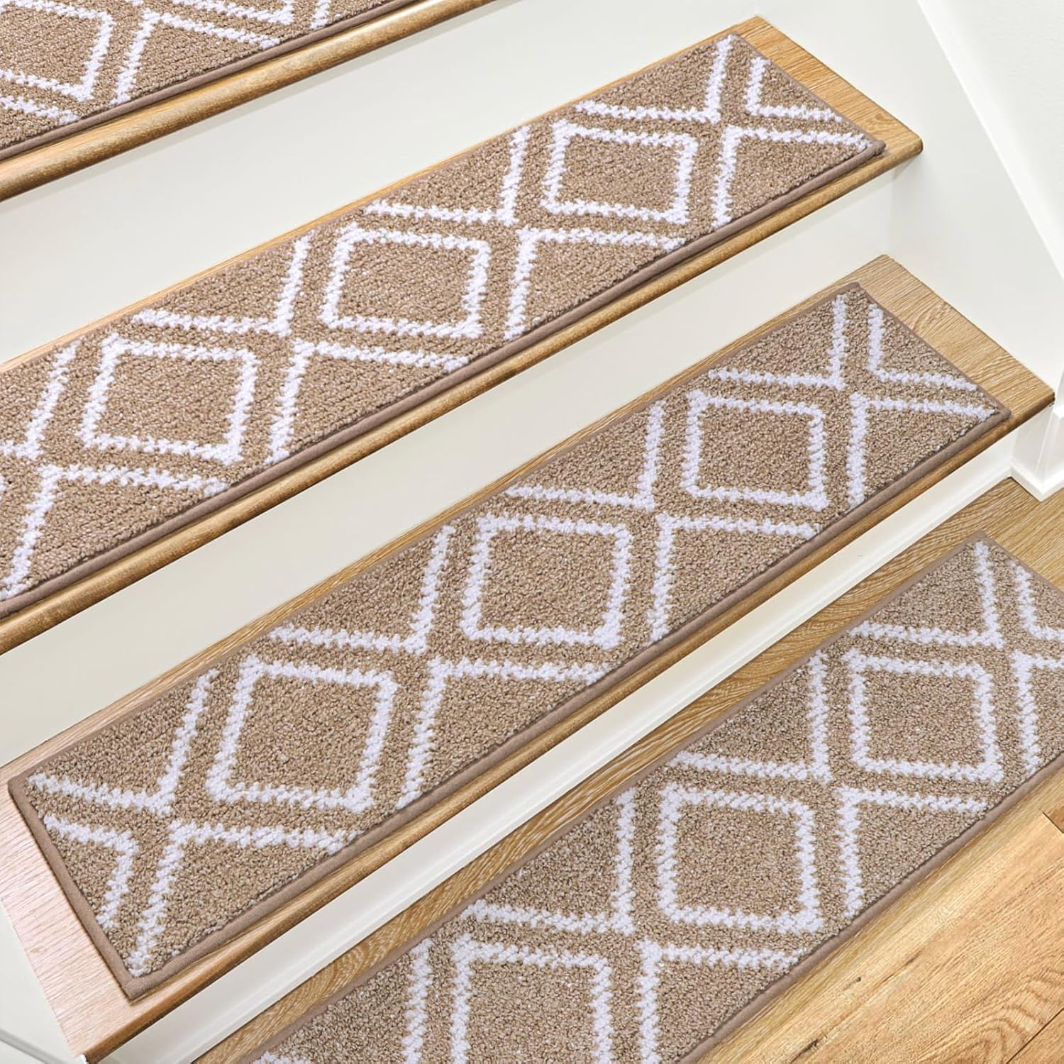 RIOLAND NonSlip Carpet Stair Treads Indoor 4PCS Stair Runners for Wooden Steps Edging Stair