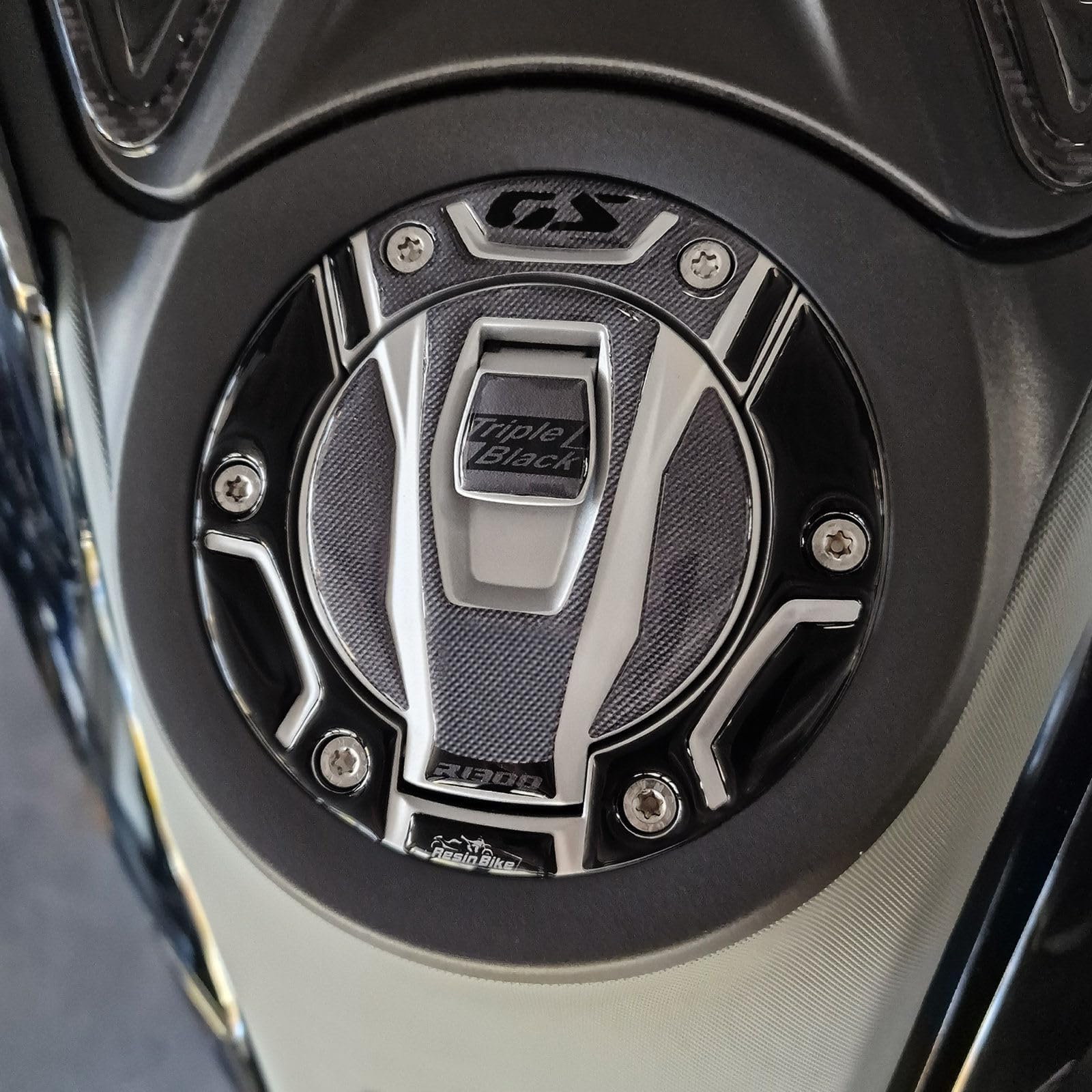 3D Motorradaufkleber Resin Bike 3D-Aufkleber Für BMW R 1250 GS Triple Black 2021/2022 – Silber/gebürstet & Schwarz, Tankschutz Gegen Kratzer Und Stöße BMW R 1250 GS Tankaufkleber