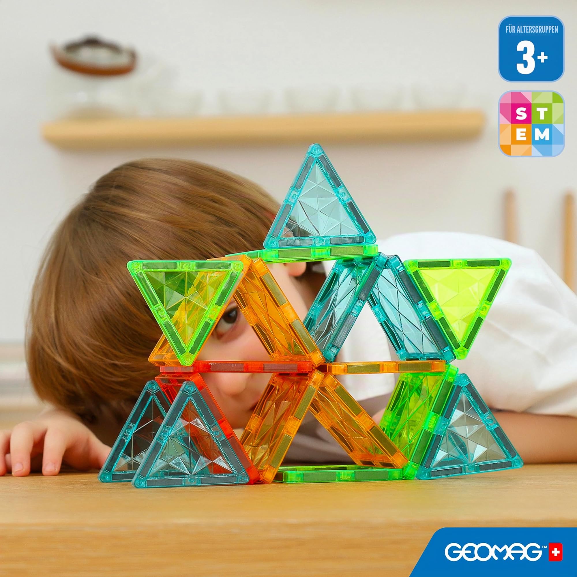 Geomag - Magnetic Tiles Gems 60 Teile, Magnetspiel für Kinder mit Fliesen in 4 Formen, Montessori Spielzeug ab 3 Jahr, Lernspielzeug Stem Spielzeug, Geburtstag und Nikolaus Geschenke Kinder