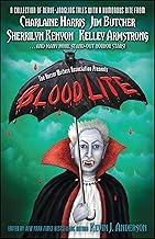 Blood Lite: An Anthology of Humorous Horror Stories Presented by the Horror Writers Association (Dark-Hunter World)