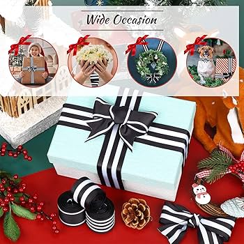 ポラロイド風フレーム。ストライプ。リボン付き。アルバム。クラフトパンチ。 ポラロイド風フレーム。ストライプ。リボン付き。アルバム