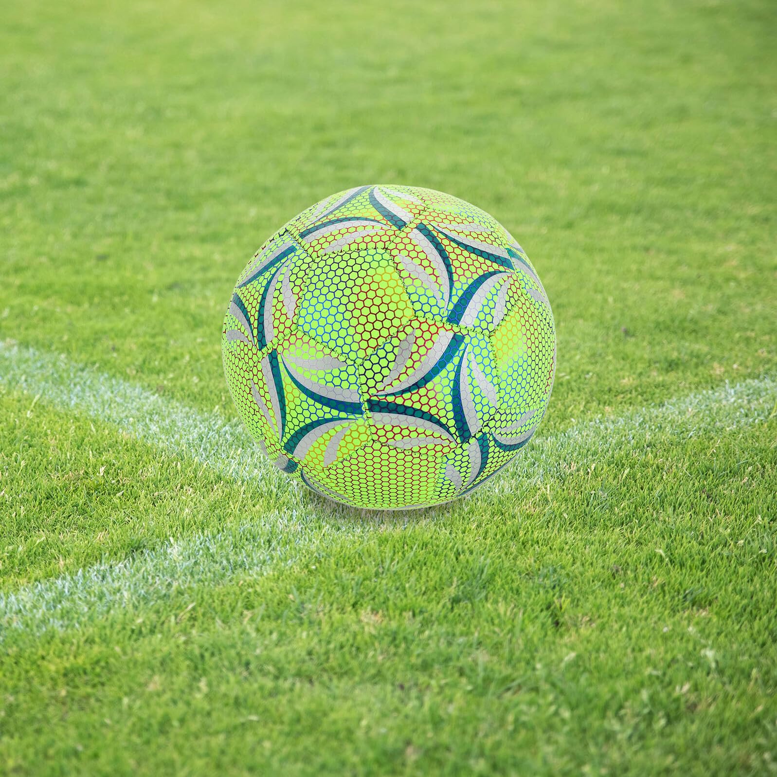 ORFOFE Pallone da Calcio Luminoso Misura 5 per Giovani e Adulti Glow in The Dark per Allenamento Sicuro e Divertente Pallone Calcio Notturno per Partite e Allenamento