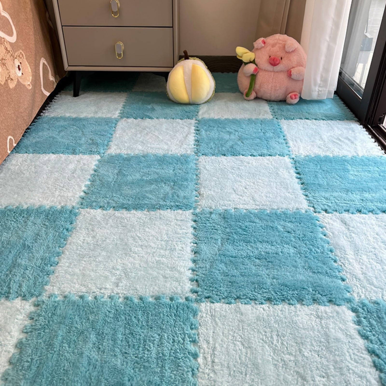 Hiseng 12 Pezzi Tappetini Puzzle in Peluche, Tappeto Puzzle Morbido Peluche Tappetino in Schiuma Piastrelle in Schiuma a Incastro per Camera da Letto