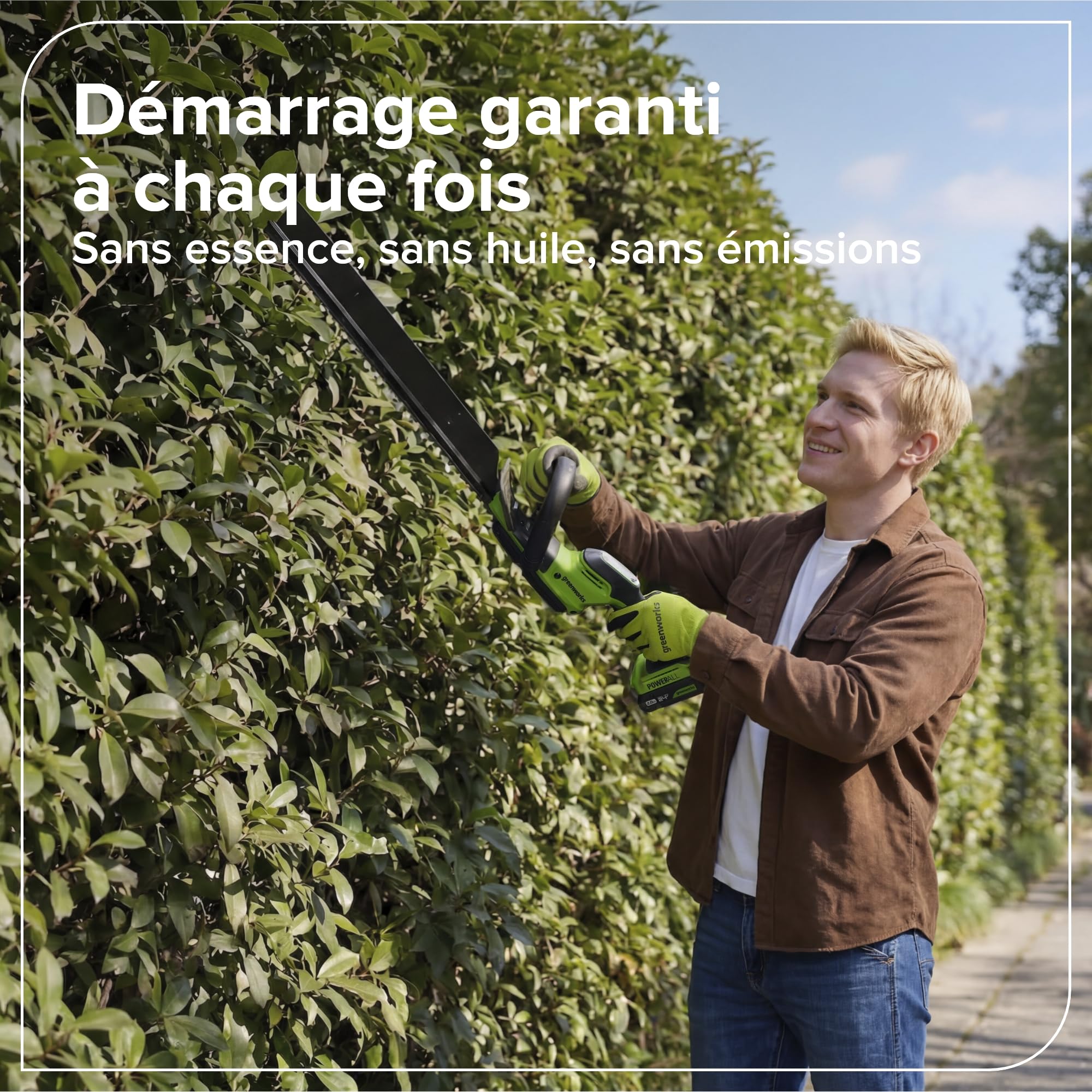 Greenworks Taille-Haies sans Fil 24V 51 cm, Moteur brushless, Lame Double Action 28 mm, Hedge Sweeper intégré, poignée Ergonomique enveloppante, sans Batterie HT2002DA1