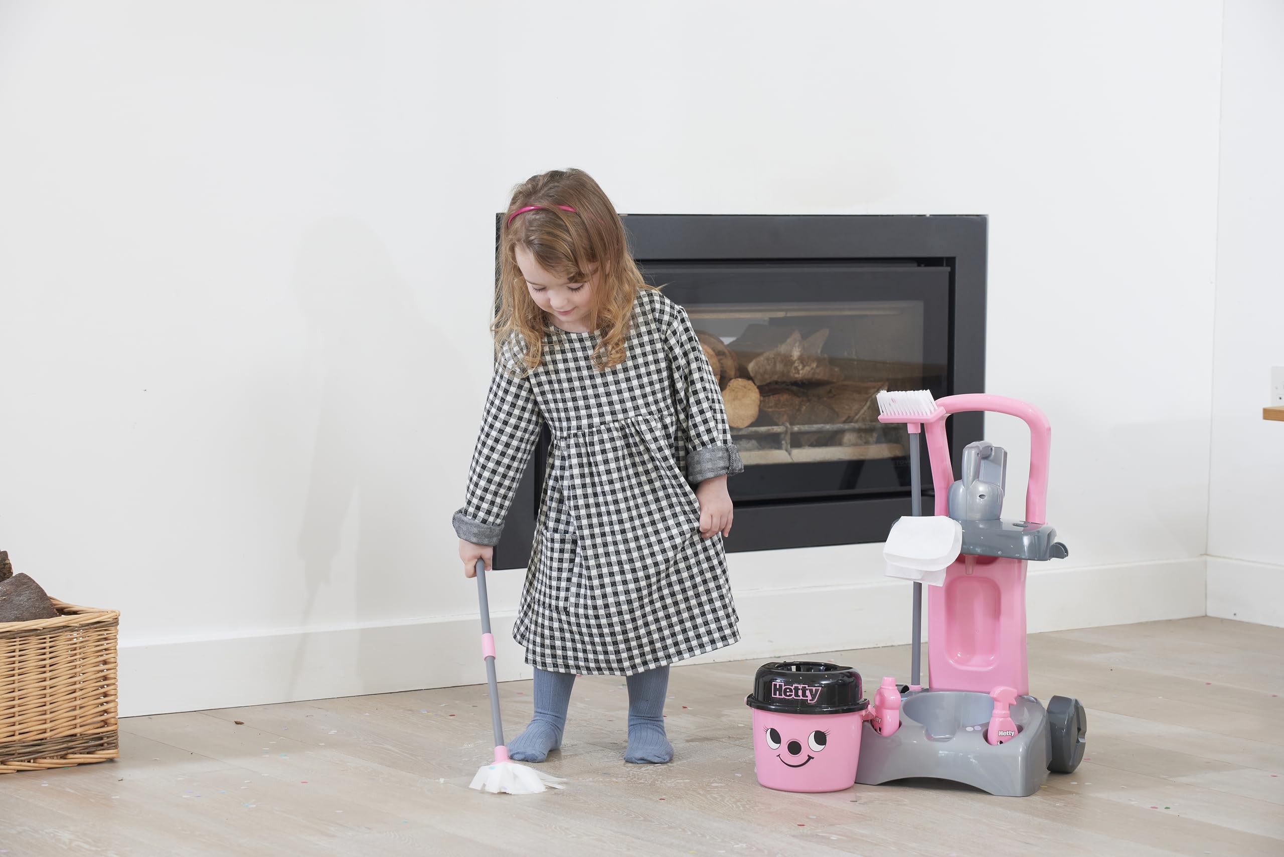 Casdon Henry & Hetty Spielzeug – Hetty Deluxe Putzwagen – Rosa Spielset im Hetty Design mit funktionierendem Handstaubsauger und Zubehör – Kinder-Reinigungswagen-Set – Für Kinder ab 3 Jahren