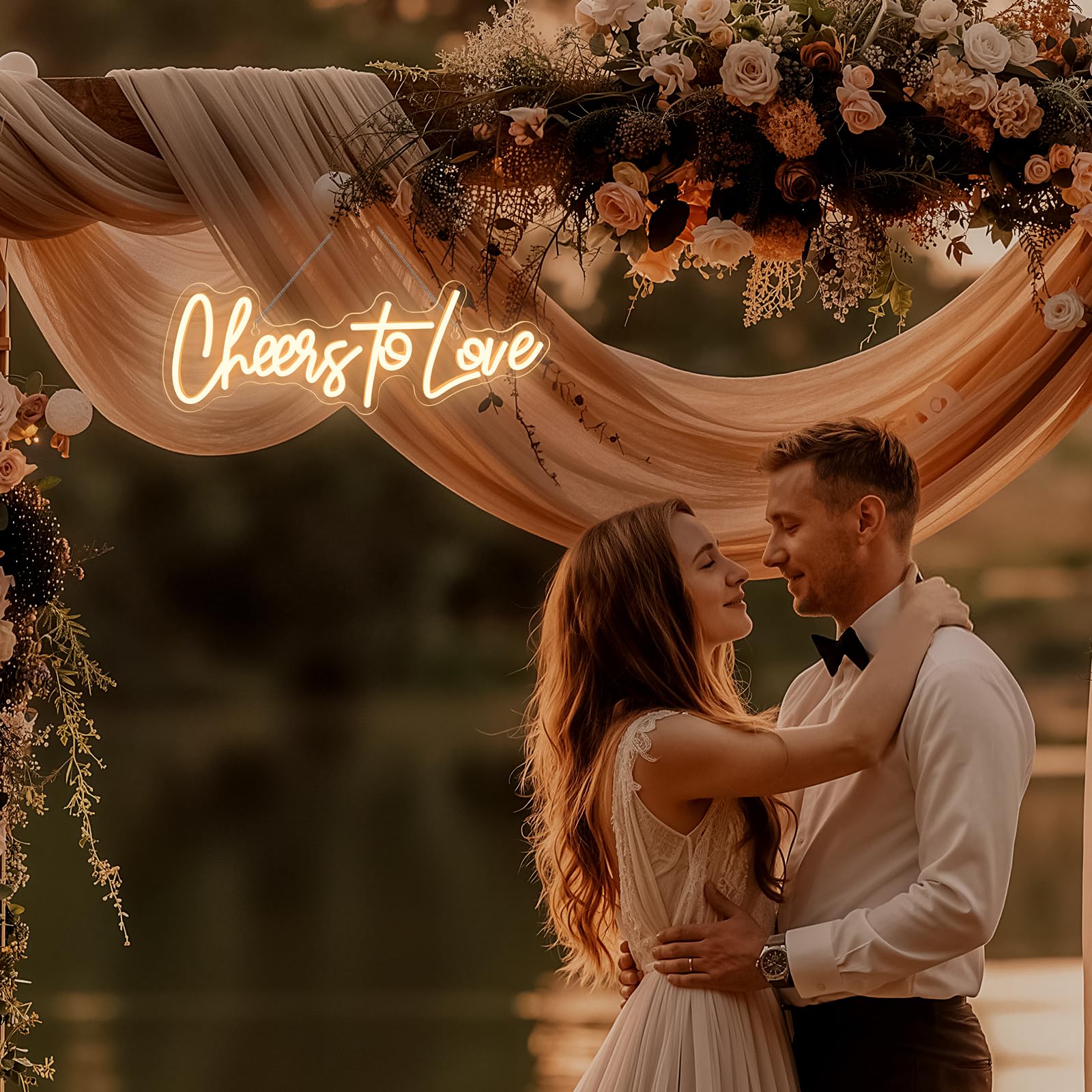 Looklight Cheers to Love Enseignes au néon Blanc chaud Conduit Néon Lumière Alimenté par USB Lettres acryliques Cheers Led Sign pour chambre à coucher Mariage Anniversaire Proposition Décor