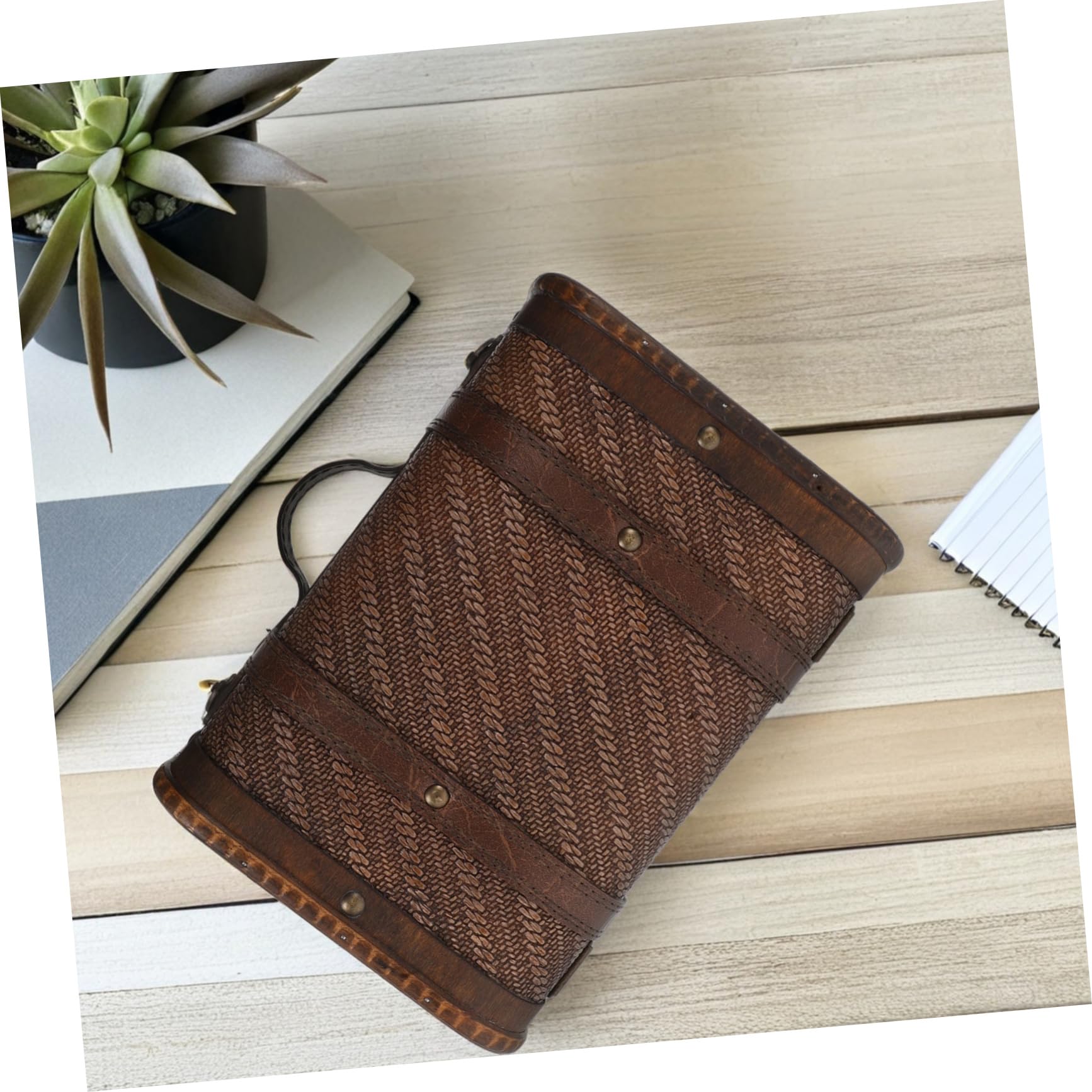 VALICLUD Rekwizyt Do Walizki W Stylu Vintage: Retro Drewniany Dekoracyjny Kufer Z Pokrywką, Mały Organizer Na Biżuterię W Stylu Vintage, Pirackie Pudełko Na Pamiątki, Rekwizyty Do Zdjęć,