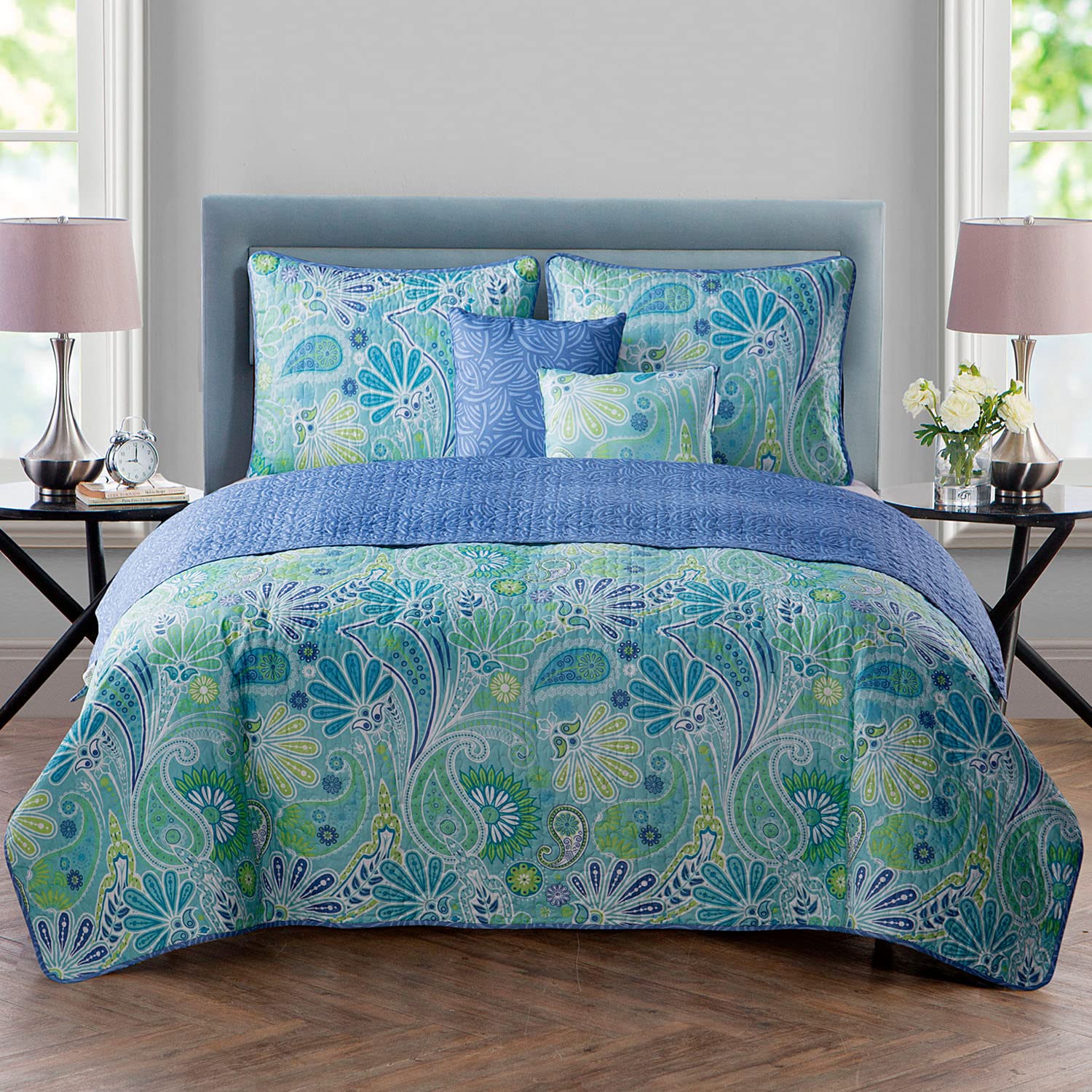 VCNY Home - King Quilt Set, Reversible Paisley Floral Bedding with Matching Shams and Pillows (Harmony Blue, King)