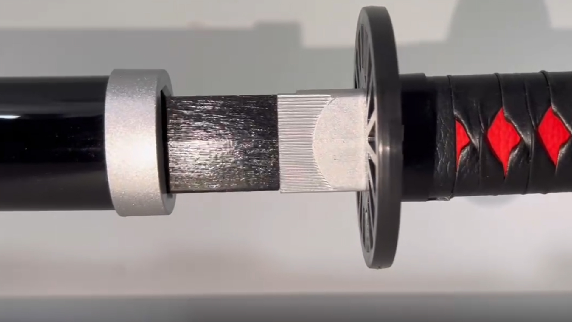 tanjirou Tanjiro Katana New (SHARP) – Mini Katana
