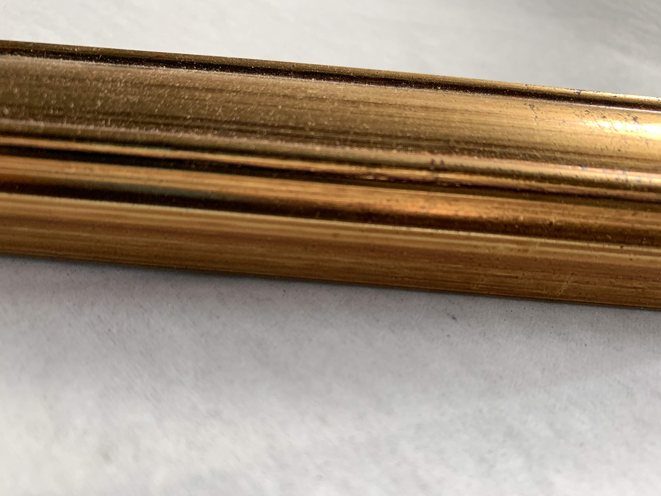 Cornice per Quadri Legno Finitura Foglia Oro Striato mm.20x30 b.9 n° 2 aste cm.300 Totale mt. 6. Made in Italy.