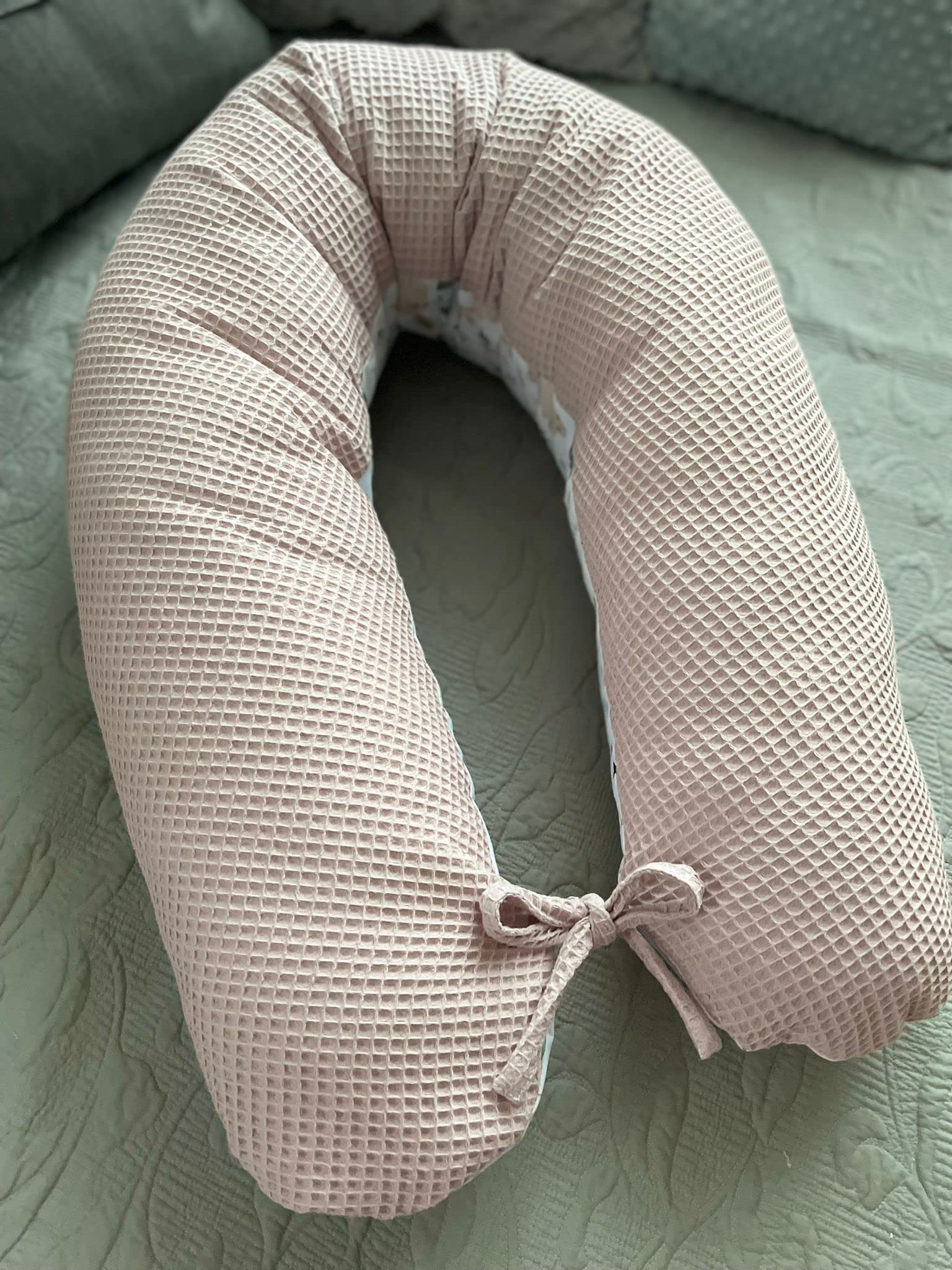 LOOLAY Coussin de grossesse - Coussin d'allaitement - 170 cm - Coussin de positionnement latéral - 100 % coton - Avec piqué gaufré et housse lisse amovible - Coussin de grossesse pour dormir (gaufré