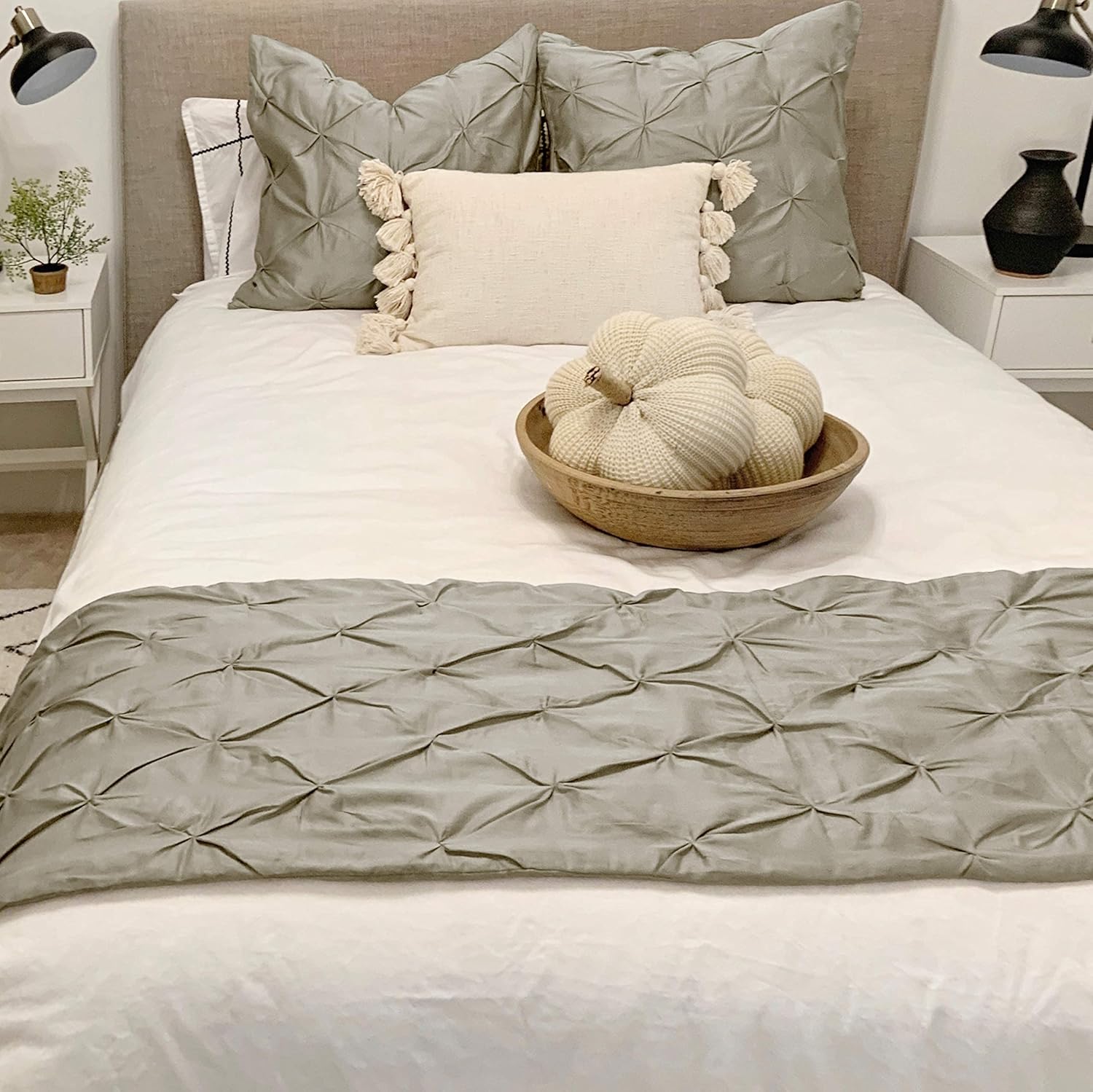 100 Natural Cotton Bed Runner 800 Thread Count Pinch