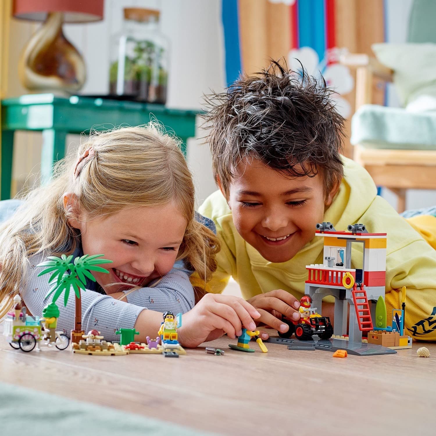 LEGO City Stanowisko ratownicze na plazy 60328