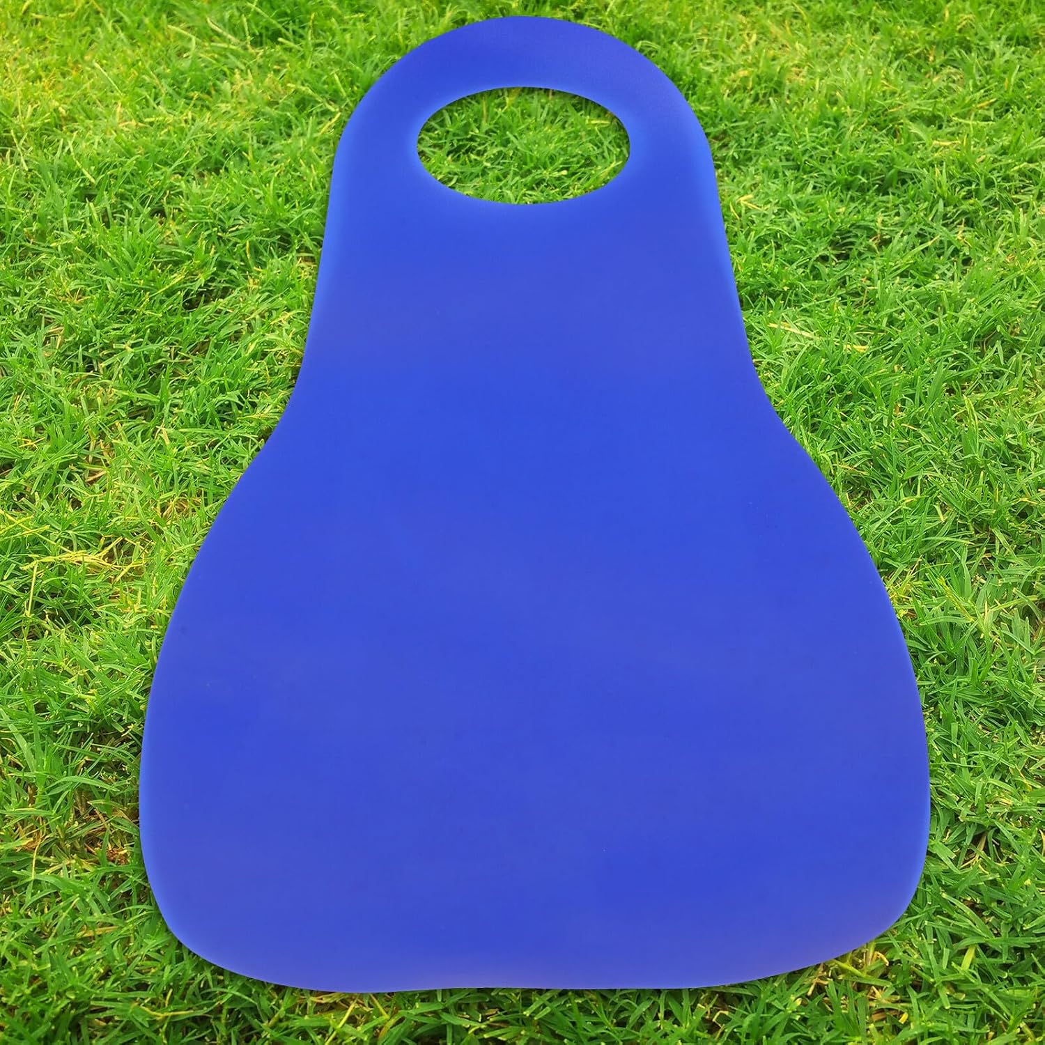 KOMBIUDA Plastic Snow Sled Snowboard for Grass and Sand Sliding, Foldable Reusable Outdoor Snowfield Sled with Handle, Lightweight Winter Sports Accessory for Adults