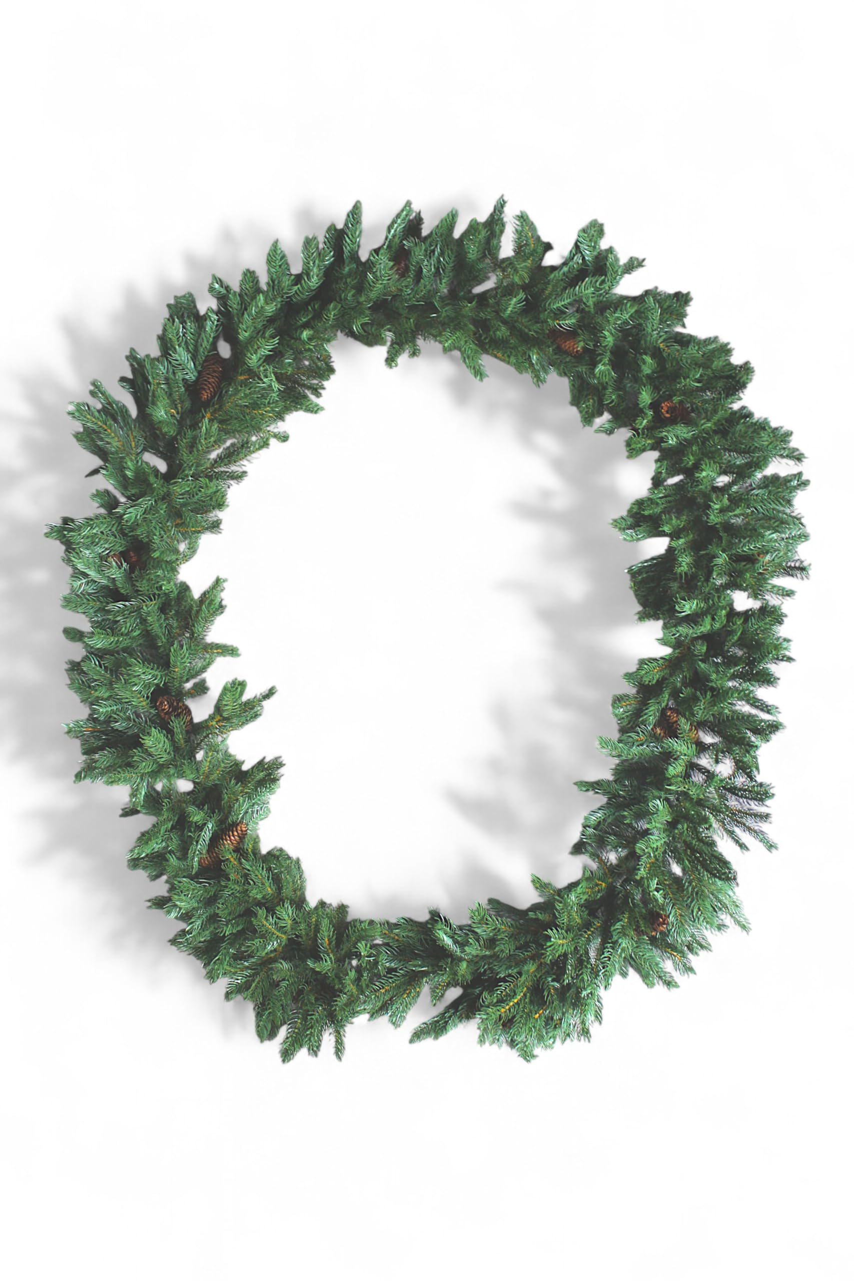 Künstliche Tannengirlande 270 cm aus 100% Spritzgussnadeln – mit echten Tannenzapfen & Aufhängeöse – realistische Weihnachtsgirlande für Kamin, Tür, Fenster & Tischdeko