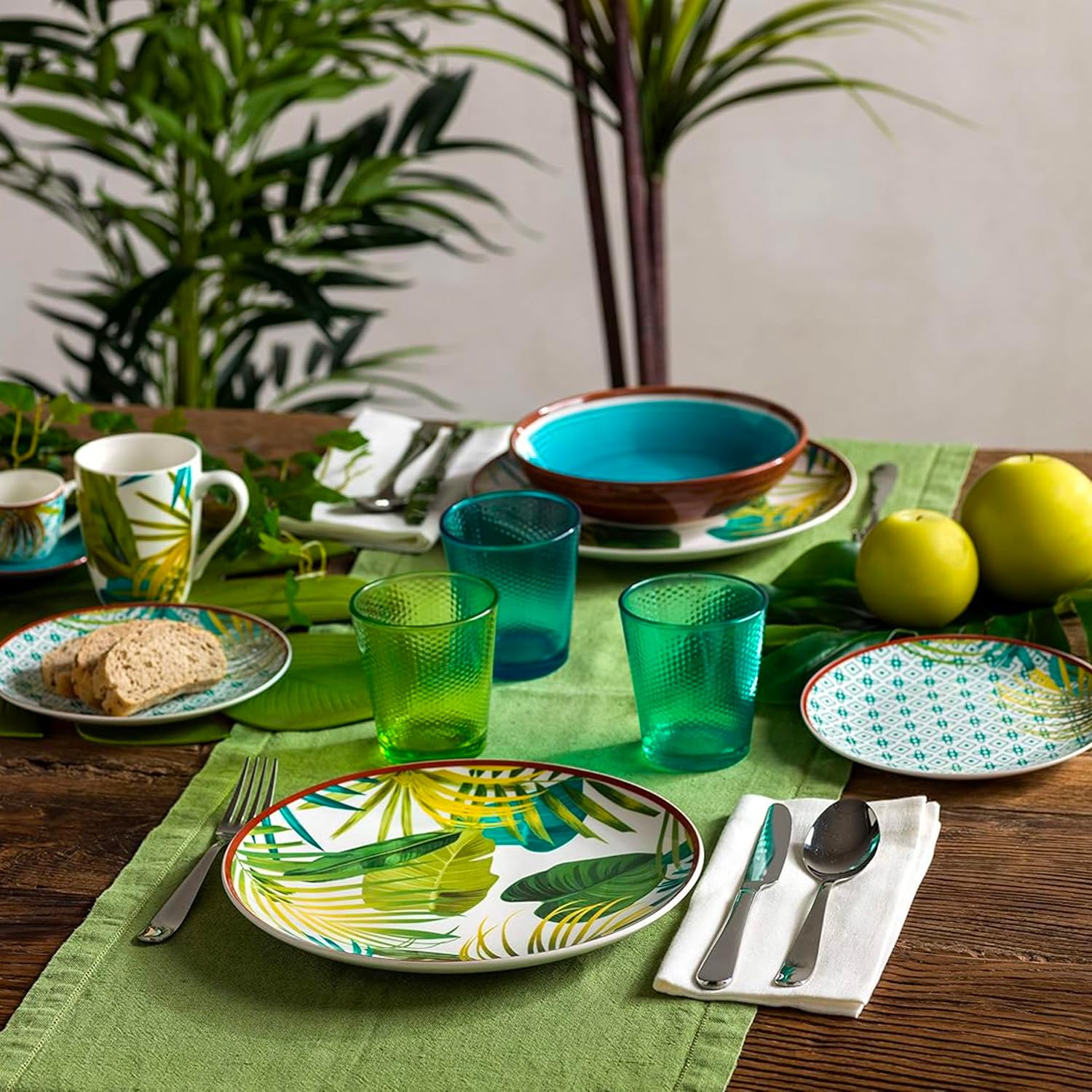 Avilia Servizio da Tavola 18 Piatti in Porcellana Resistente con Design Botanico Tropicale - Ideale per Uso Quotidiano con Piatti Piani, Fondi e da Frutta - Versatili e Lavabili in Lavastoviglie