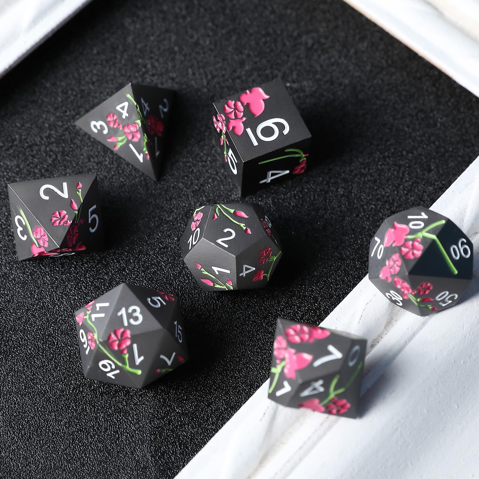 Elifel Metal DND Dice Set 7 PCS Flower Metallic Heavy Solid D&D Dice Set for Dungeons and Dragon TTRPG Tabletop Role Playing Game - Image 4