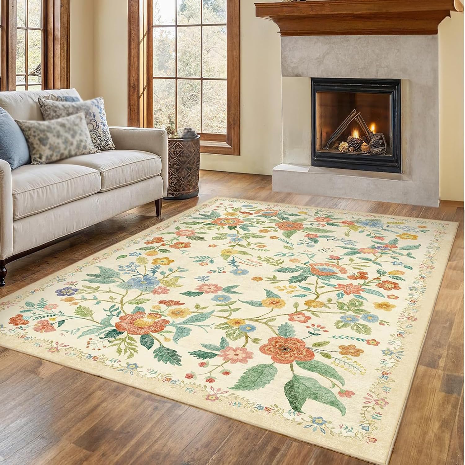 Tapis de salon vintage beige et rouge pour un intérieur cosy