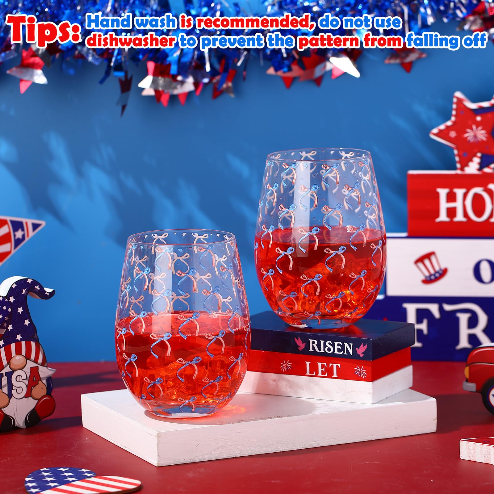 10 oz plastic cup Mini Serve 10 oz Round Clear Plastic Dessert Cup - with Lid - 3 1/2'' x 3  1/2'' x 3 1/2'' main image 1
