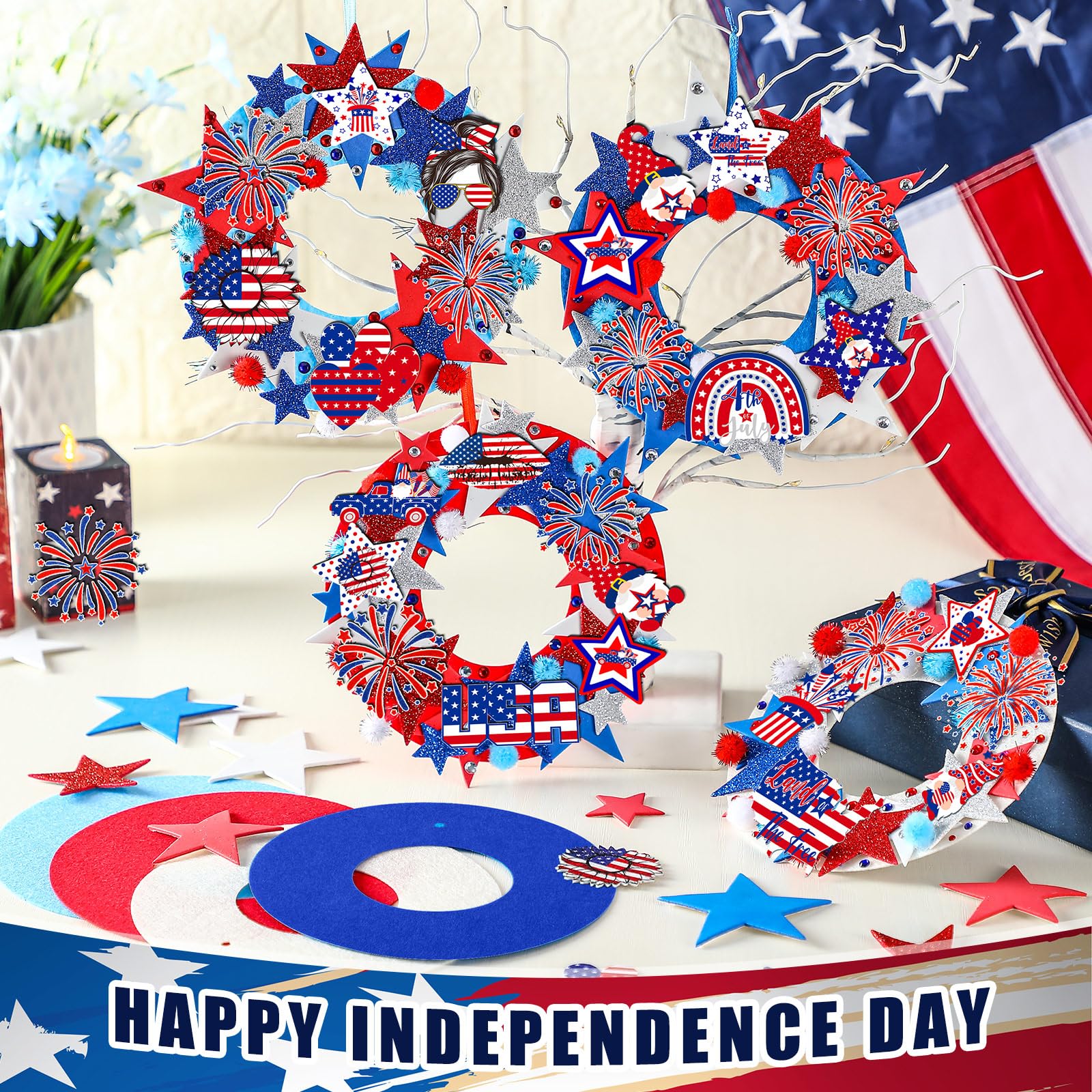 SmoothNovelty Kit di 405 pezzi di artigianato patriottico per il 4 luglio, kit fai da te per ghirlande per il giorno dell'indipendenza dei bambini, 32 ghirlande in feltro per il giorno della
