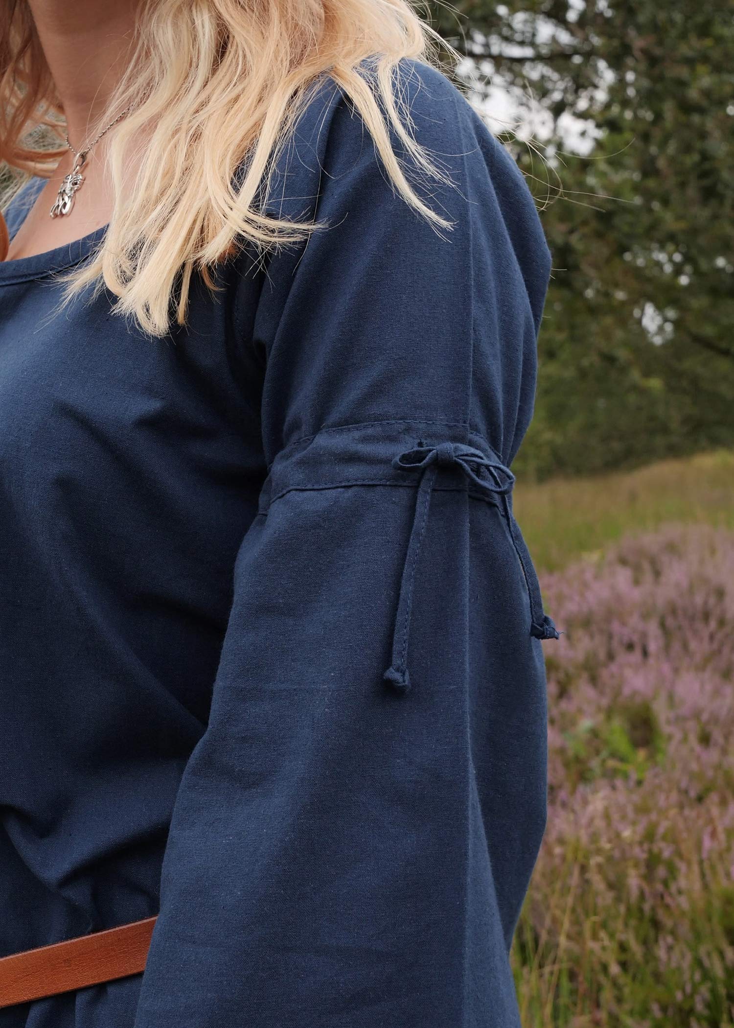 Battle-Merchant Mittelalterkleid Burglinde mit Trompetenärmeln lang aus Baumwolle S-XXL in div. Farben - Wikingerkleid Mittelalter Wikinger LARP Kleid
