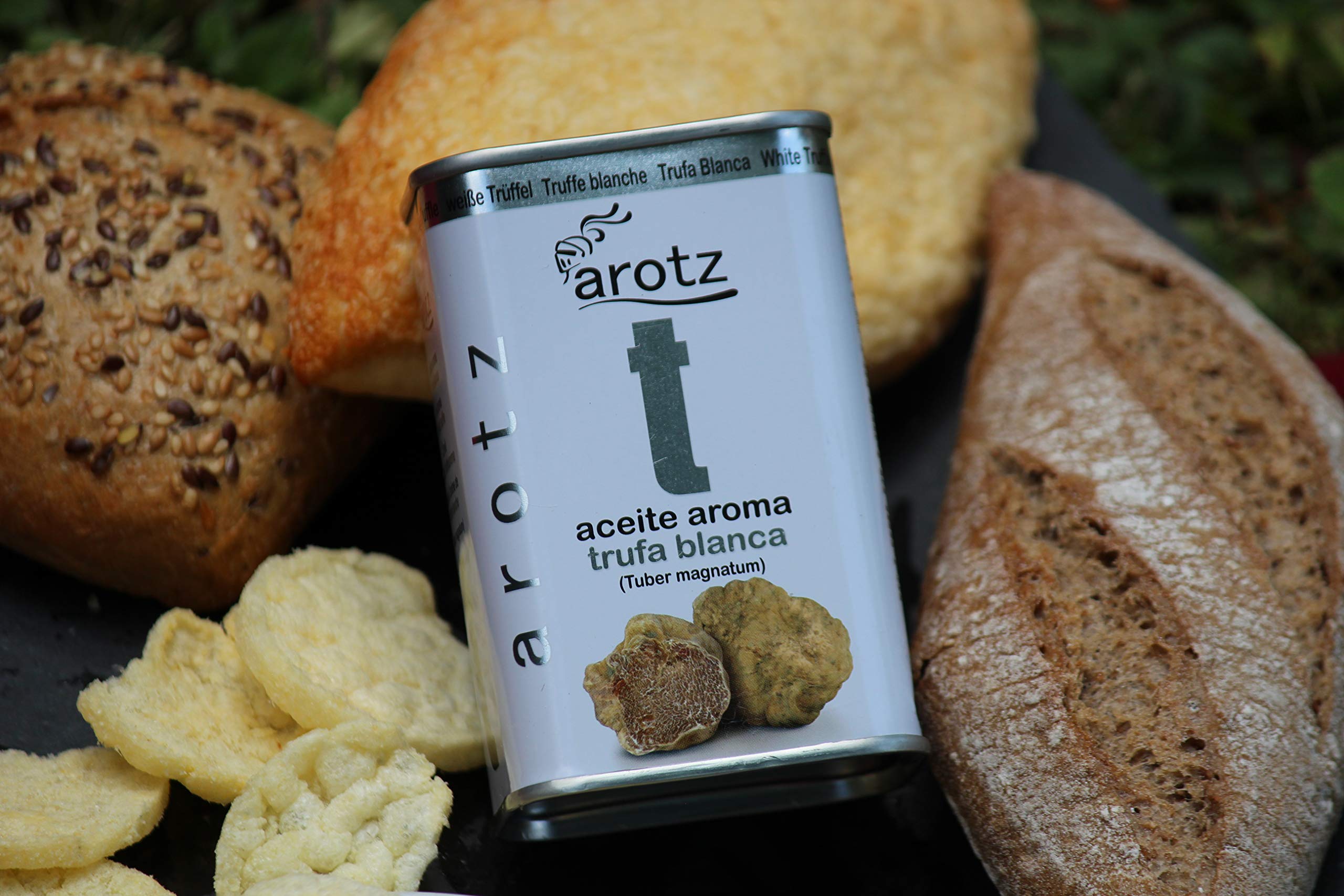 Olio all'aroma di tartufo bianco vero. Lattina di olio al tartufo da 200 ml. Tocco gourmet di alto livello culinario. Olio d'oliva aromatizzato.