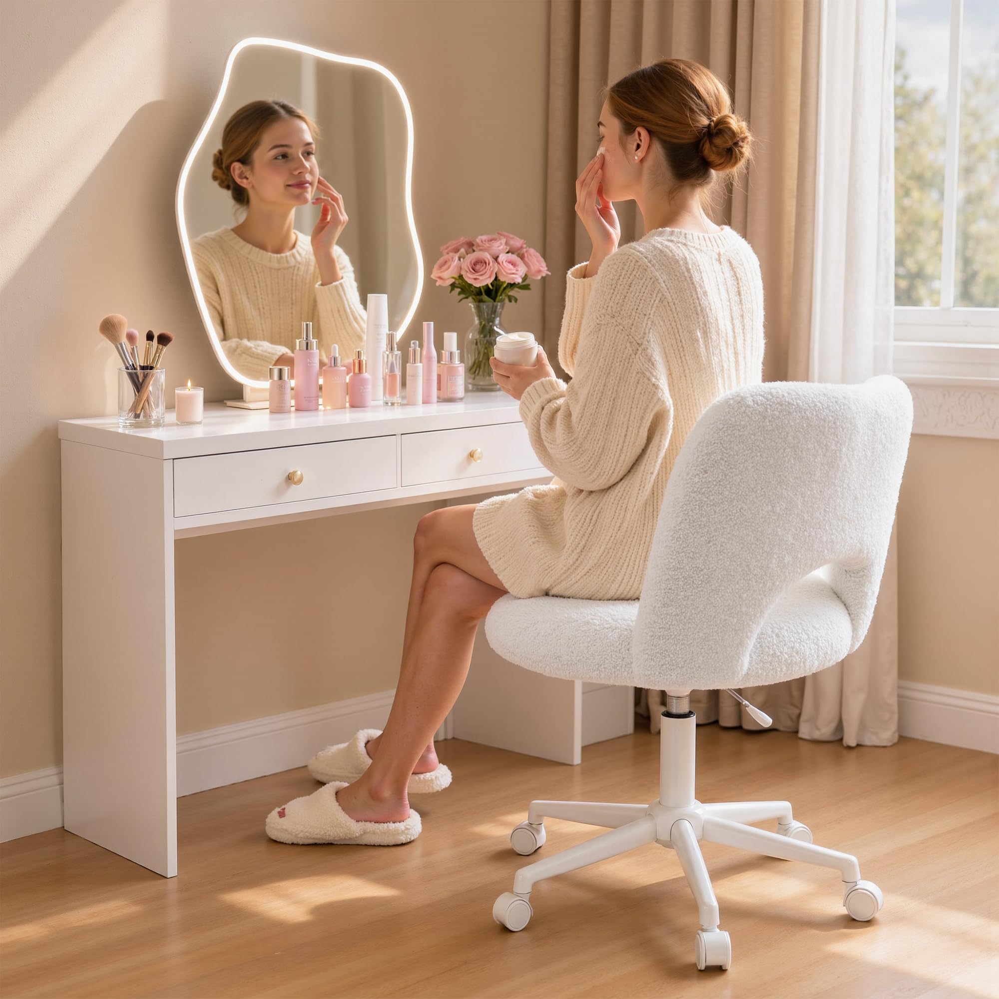 Chaise de Bureau en Roues, Chaise de Maquillage en Peluche Respirante, Chaise de Bureau Réglable en Hauteur, Chaise Pivotante pour Chambre, Salon, en Cadeau pour la Famille, 200kg, Blanc