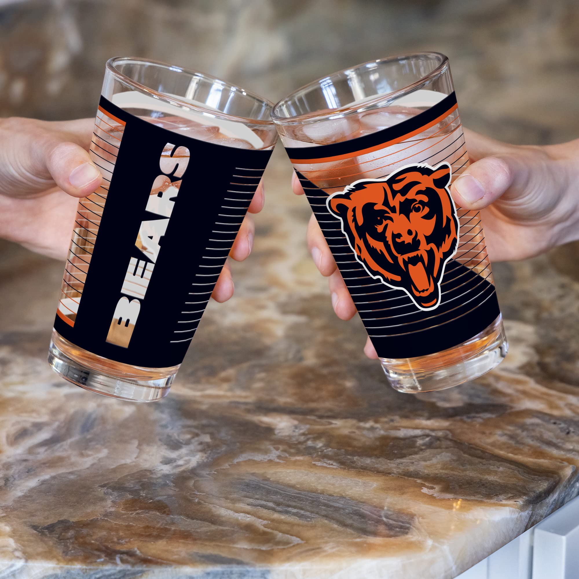 Chicago Bears Pint Glasses - NFL Fan Gift -2 Chicago Bears Pint Glasses - NFL Fan Gift -2