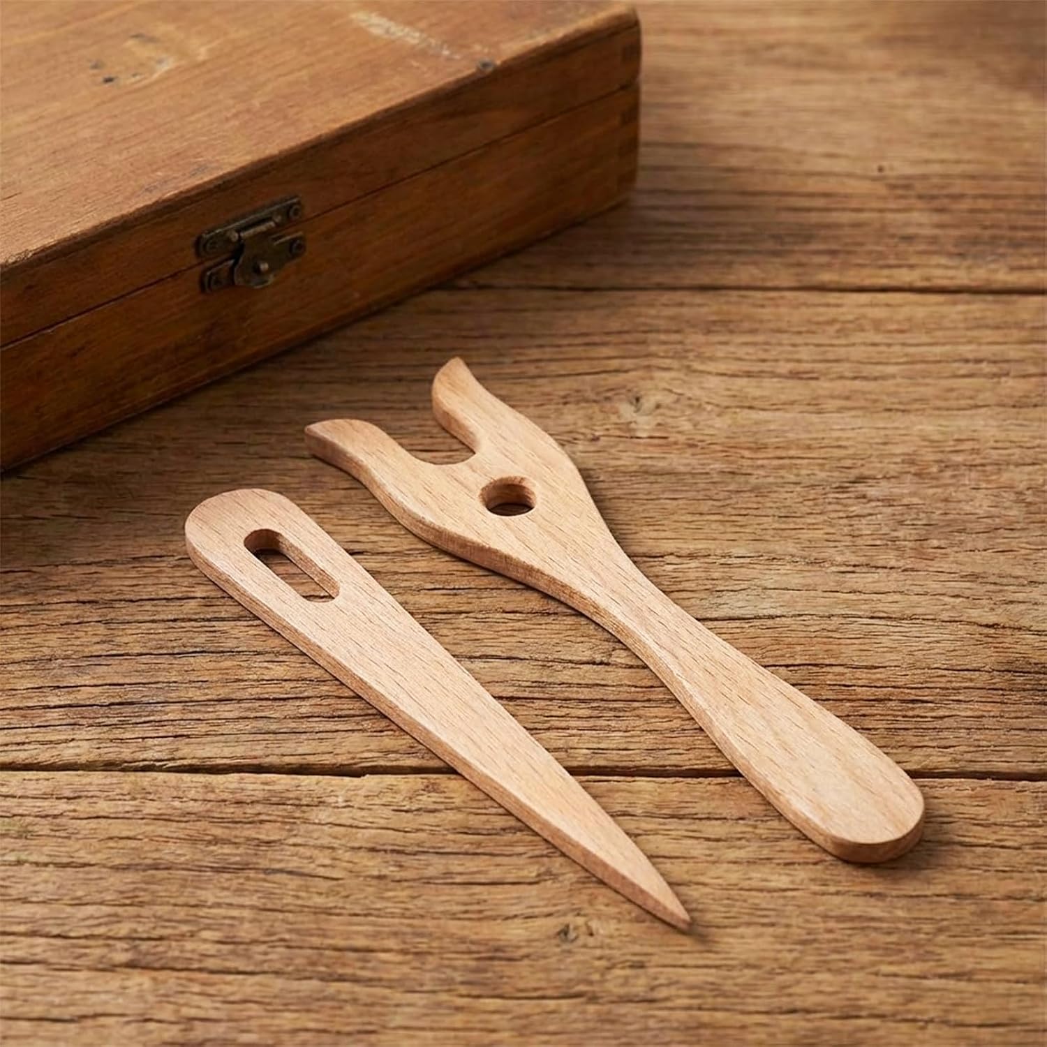 Shimmeroo 2PCS Lucet Fork, Wooden Knitting Fork Weaving Tools for Bracelet Necklace Braided DIY Projects Eye Weaving Needles Kit