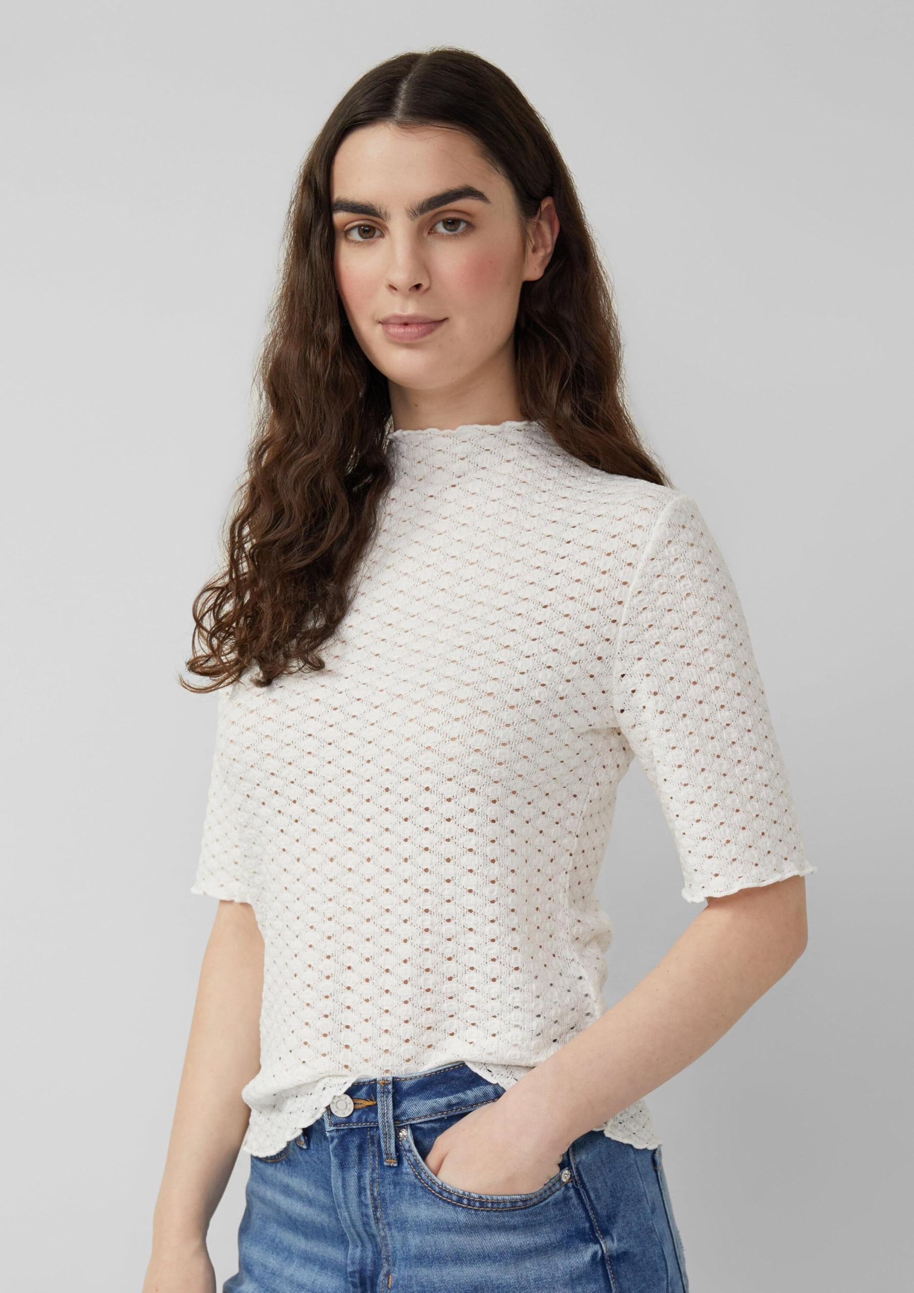 s.Oliver T-Shirt aus Lochspitze mit Wellenkante