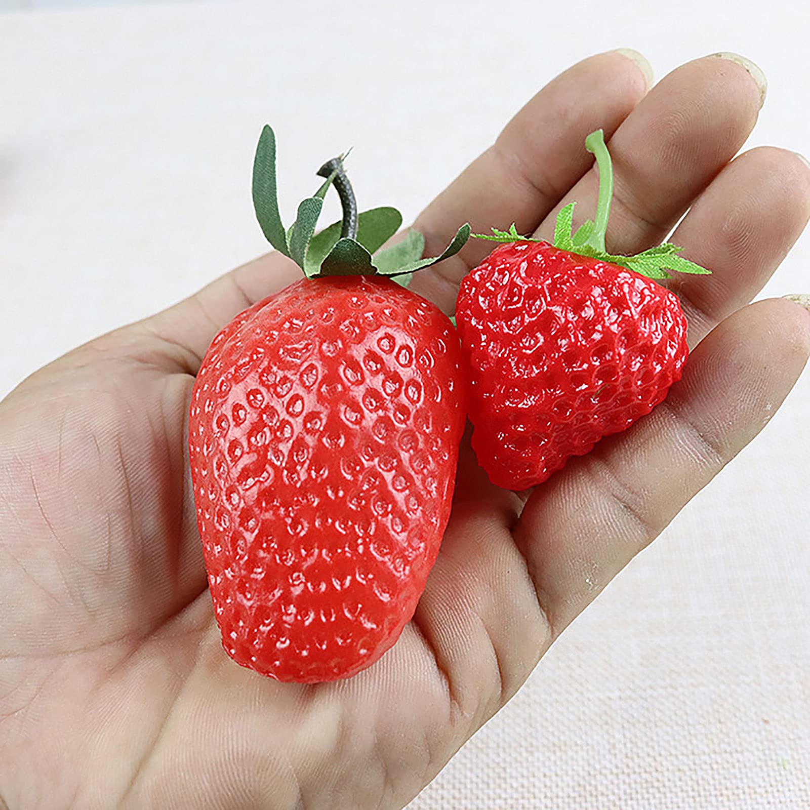 Amazon.de: RSTYS 36 Stck knstliche Erdbeere, Mini-Erdbeere, 6,6 cm, rot,  realistische Kunststoff-Erdbeeren, lebensechte knstliche Erdbeere mit ...