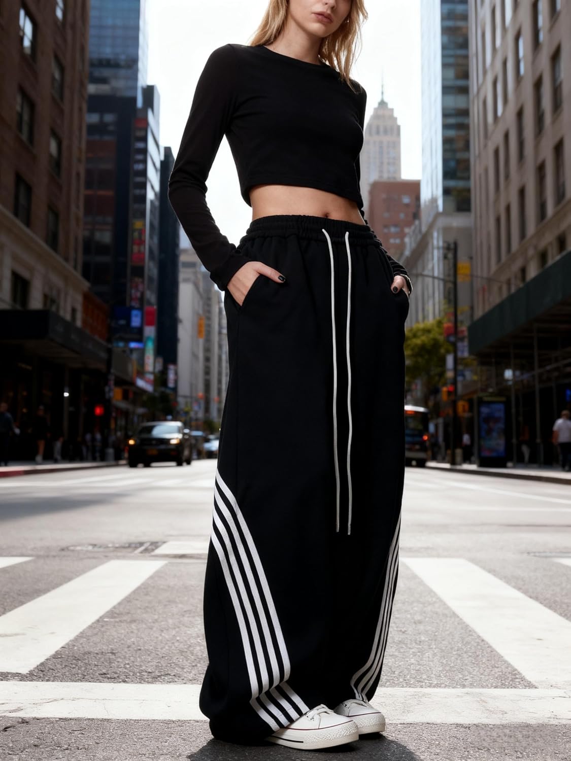 EMMIOL Women’s Y2K Baggy Striped Sweatpants, High Waisted Wide Leg Barrel Pants, Joggers with Drawstring Waist and Cuffs - Image 4