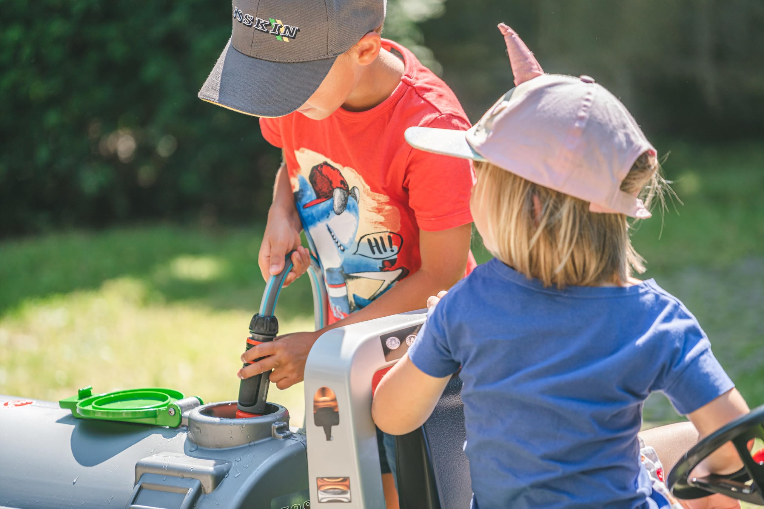 FALK - Remorque citerne Joskin avec robinet et épandeur - Dès 3 ans - Fabriqué en France - Capacité 30 Litres - Compatible tracteurs et tractopelles Falk 3/7 ans - 943JK
