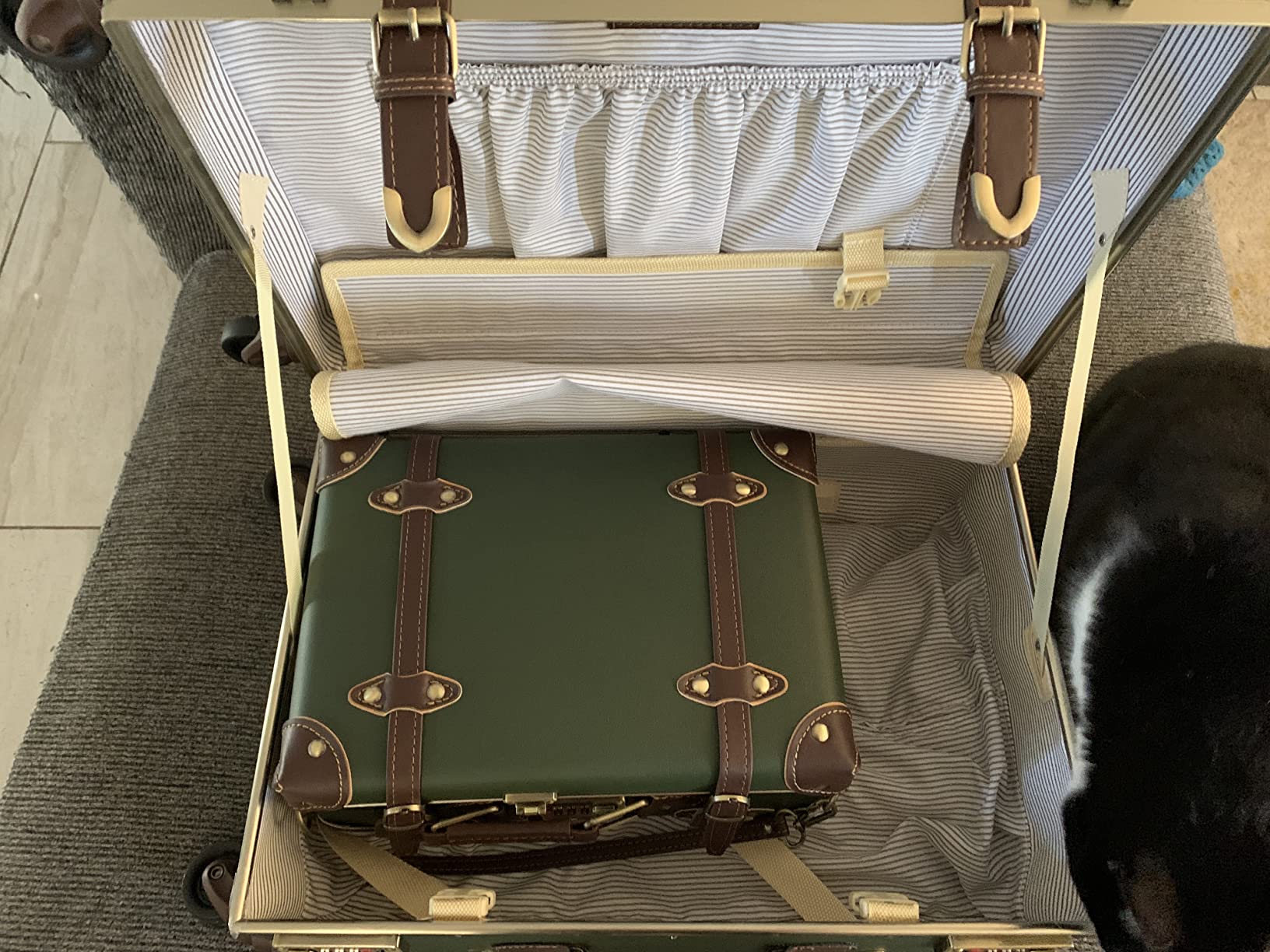 urecity designer vintage trunk