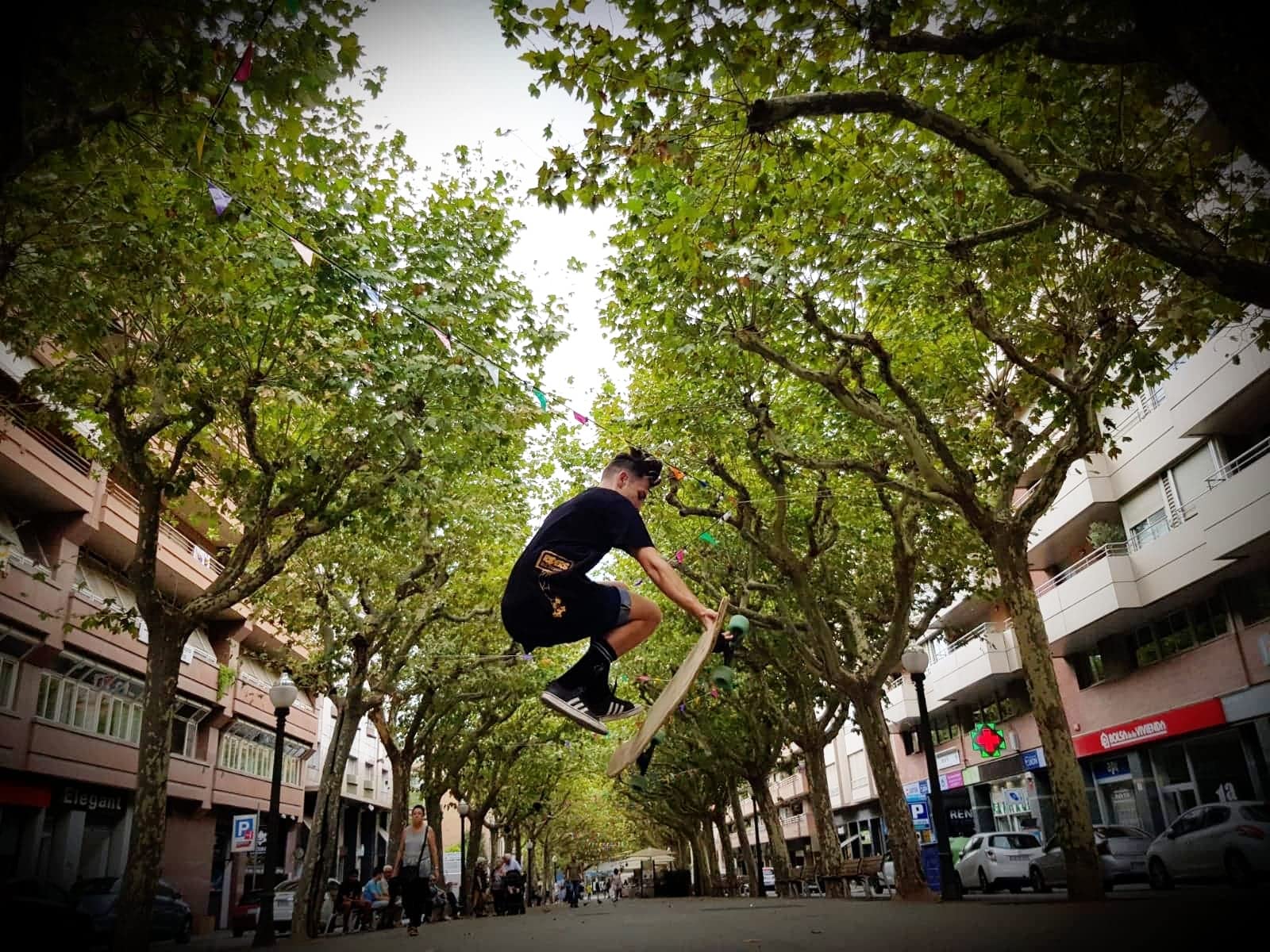 Planche Longboard Dance 48. Freestyle, Cruising & Dancing Bambu Longboard. Drop Through Skateboard
