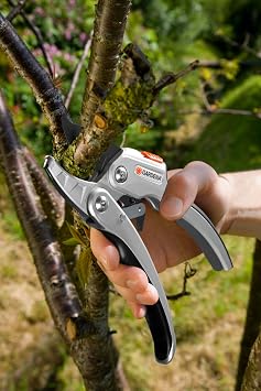 Gardena 08798-81 SmartCut Ratchet Pruner