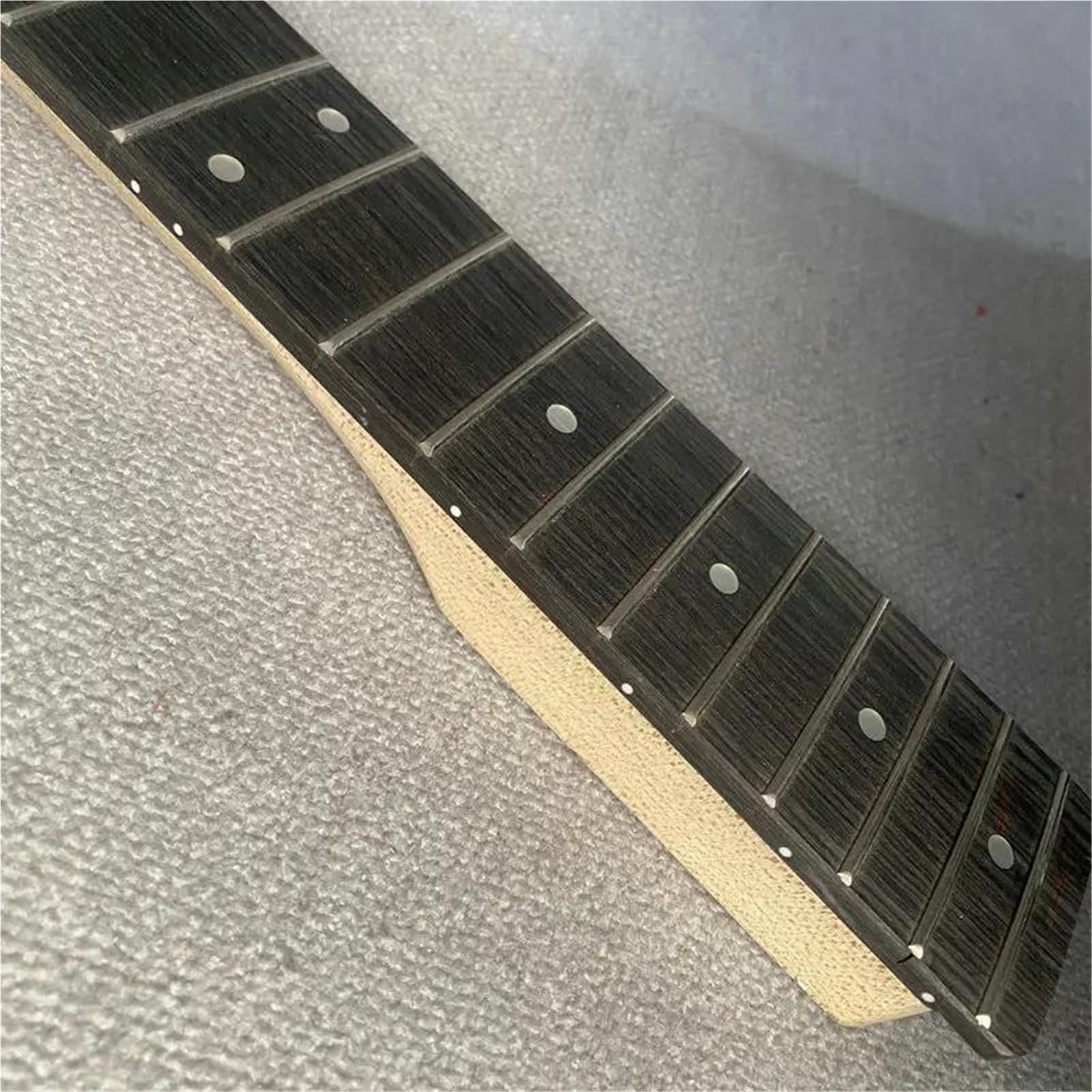 Gryf gitary DIY Gitara Elektryczna 4 Strunowa Basowa Gryf 21 Progów Główka Praworęczna Części DIY
