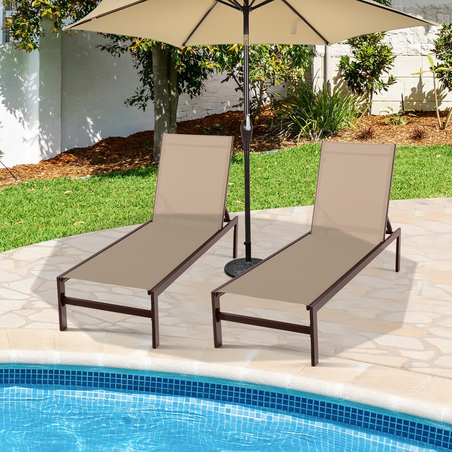 Giantex Patio Chaise Lounge Chair, Outdoor Sunbathing Chair Lawn Reclining Lounger with 6 Adjustable Position, Aluminium Frame, Outside Tanning Chairs for Deck,Yard, Pool Lounge Chairs (2, Brown)