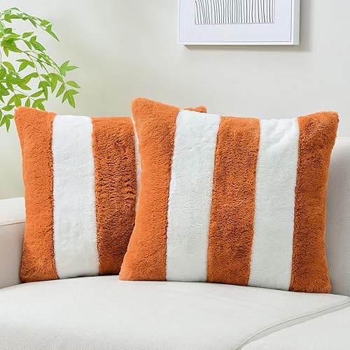 HAUSSY Juego de 2 fundas de almohada de 16 x 16 pulgadas, color naranja y blanco con piel sintética de conejoparte trasera de terciopelo, fundas de