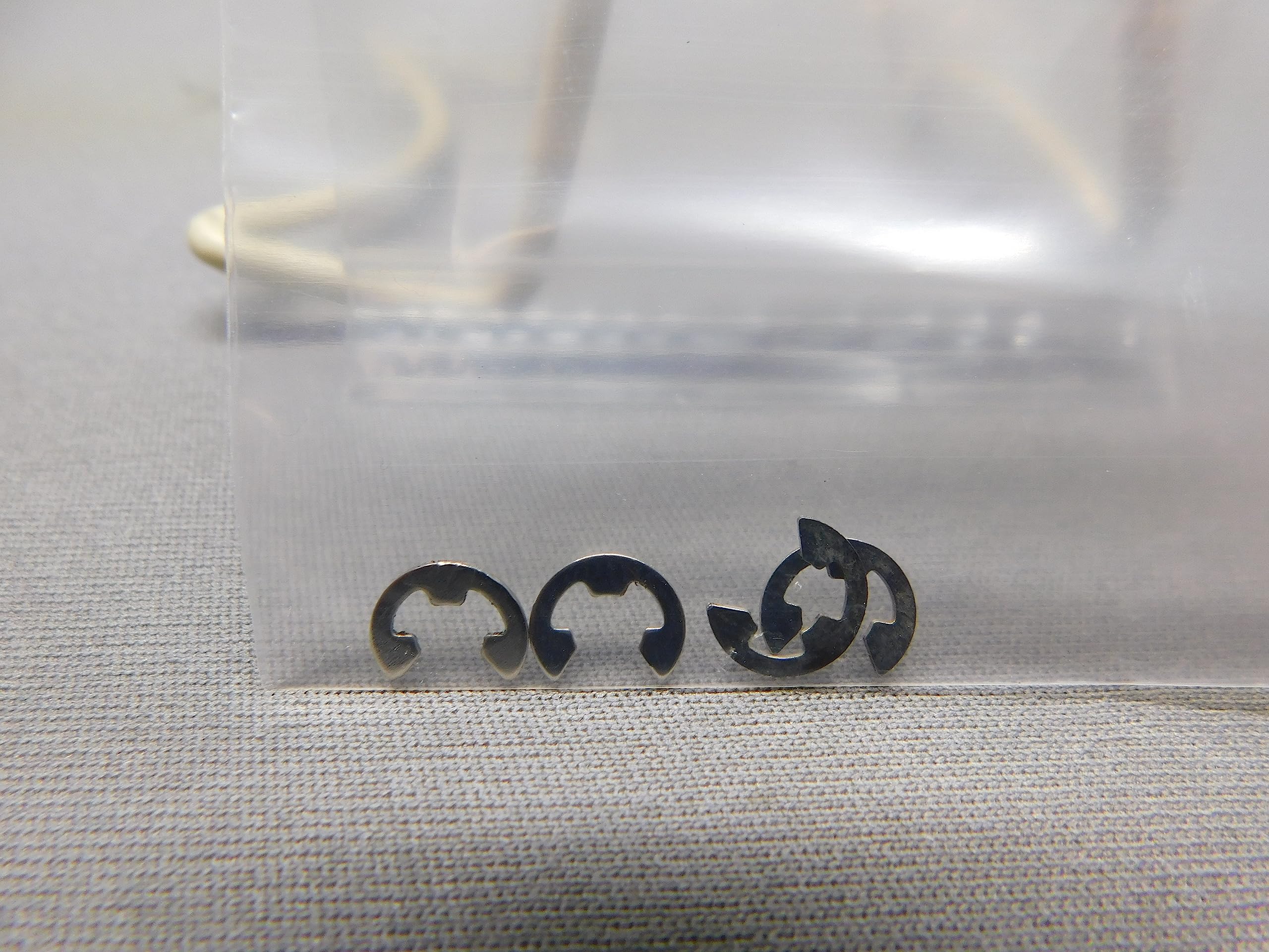 Lionel Replacement Part - Pack of 4X C Clips