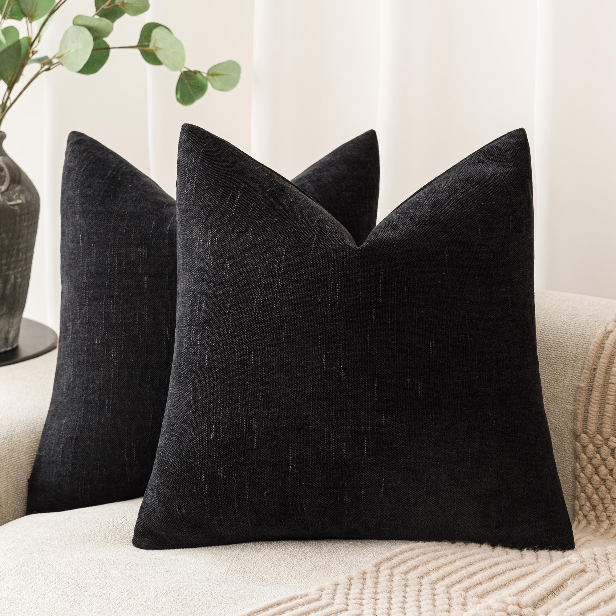 Foindtower Set of 2 Decorative Throw Pillow Covers Soft Textured Square Cushion Covers Zipper Closure for Sofa Bedroom Living Room 20x20 Inch Black