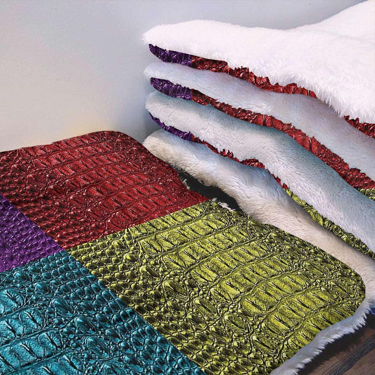 review Purple Red Yellow Thermal Pet Mat Bed Liner Crocodile Bone Skin Fashion Illustration for Small Medium Large Dogs Cats Animal 14