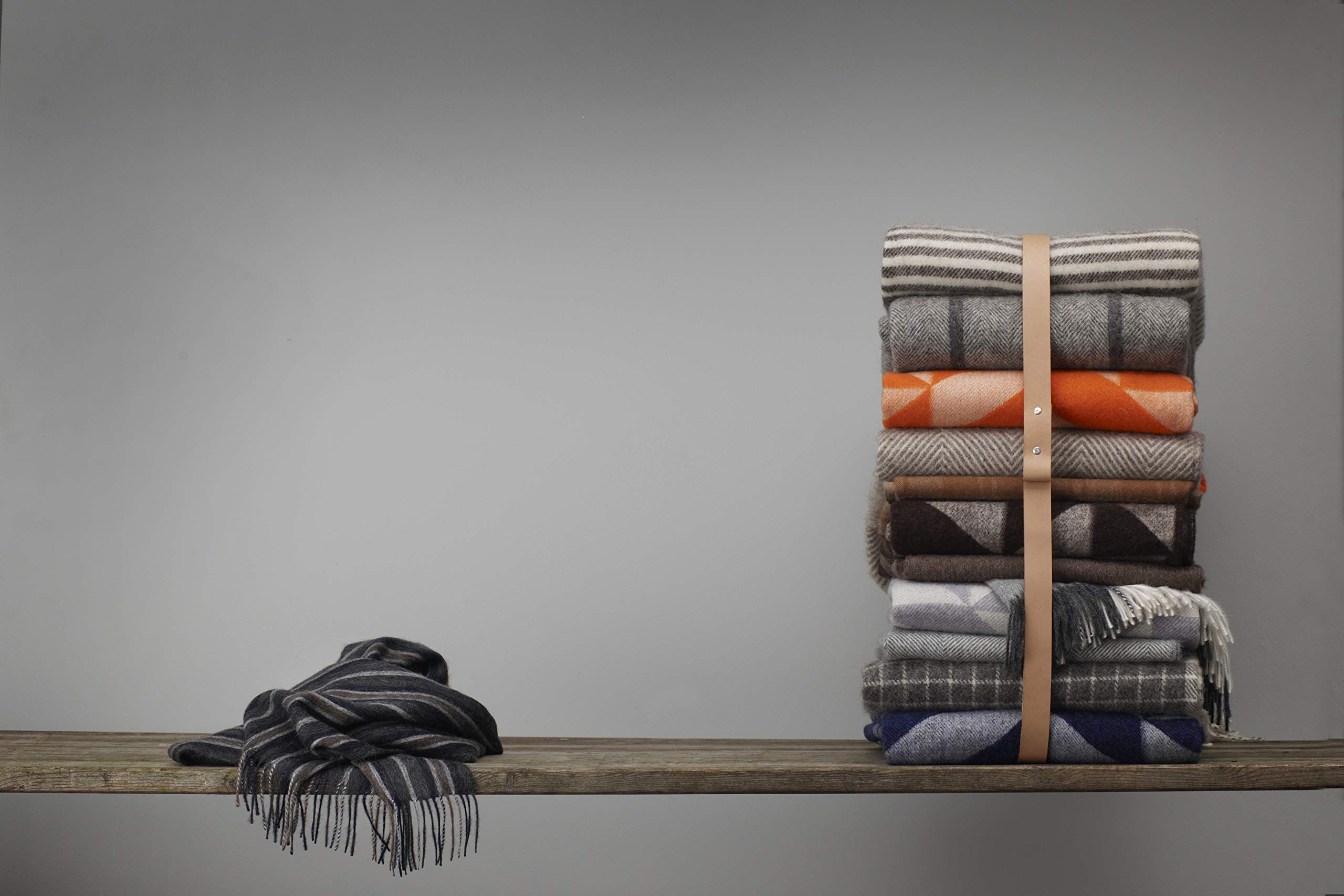 Easy Baby Alpaca Blanket, Dark Red, 130 x 200 cm 100% Baby Alpaca Wool Blanket with Fringes