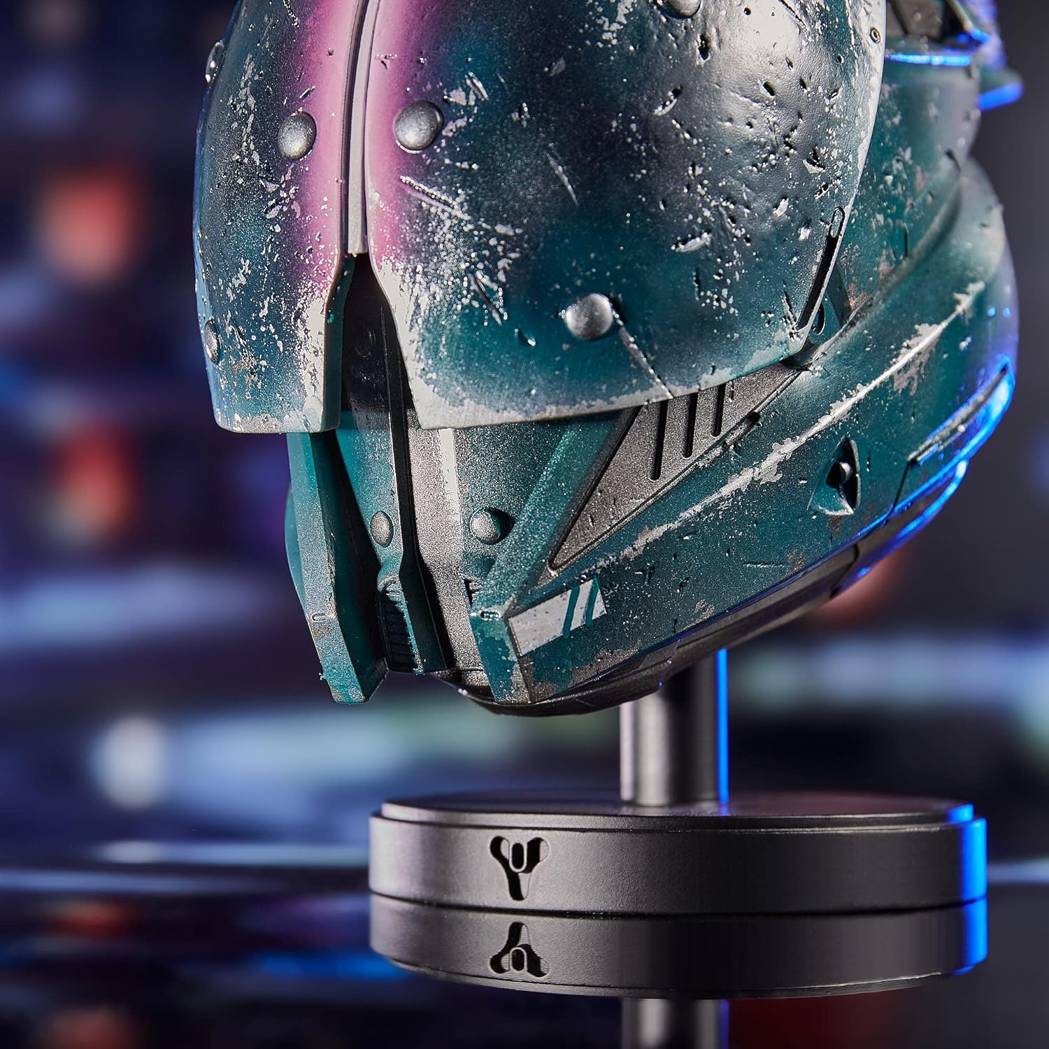 Numskull Official Destiny Saint 14 Mini 9'' Helmet Collectible Replica Statue - Official Destiny 2 Merchandise - Limited Edition - Image 3
