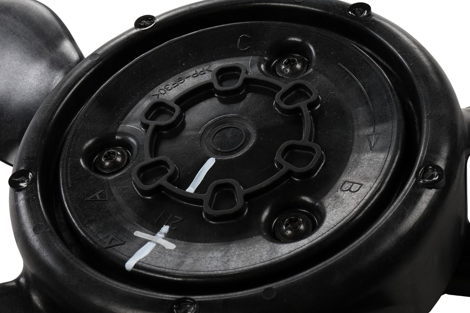 GM Genuine Parts 85746501 Drivers Side Engine Cooling Fan Motor Kit