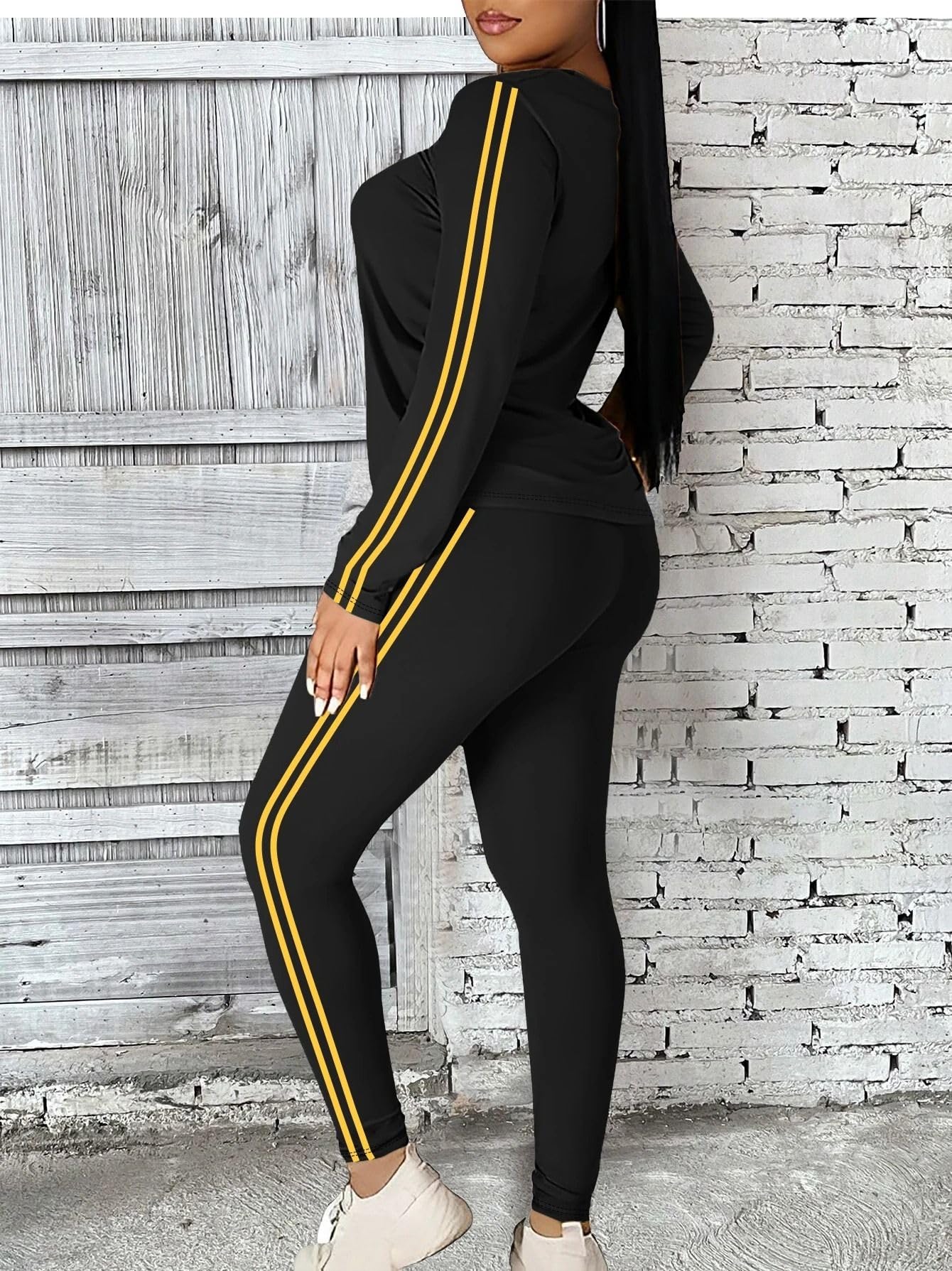 Conjunto de Yoga de 2 Piezas para Mujer: Parte Superior Rayada y Pantalón, Atuendo Transpirable