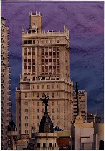 Miniatura 1 de 3dRose Toalla de mano 15x22 - España, Madrid, Gran Vía y Edificio España - EU27 WBI0668 - Walter Bibikow Madrid